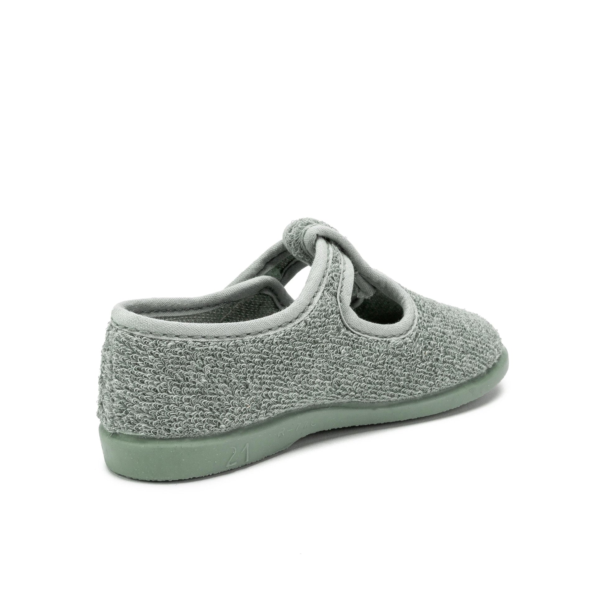 Zapatilla para casa cerrada verde 3112 de Vulladi - 3112-14-3.jpg