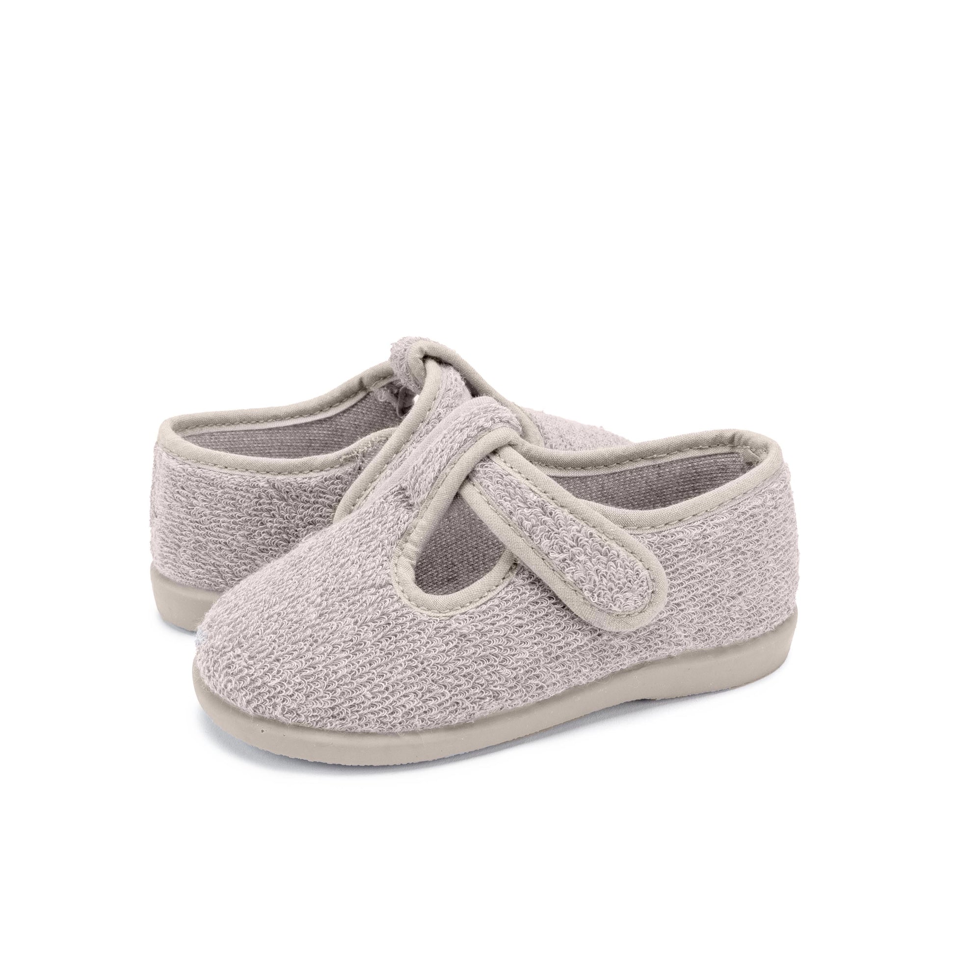 Zapatilla casa gris claro 3112 Vulladi