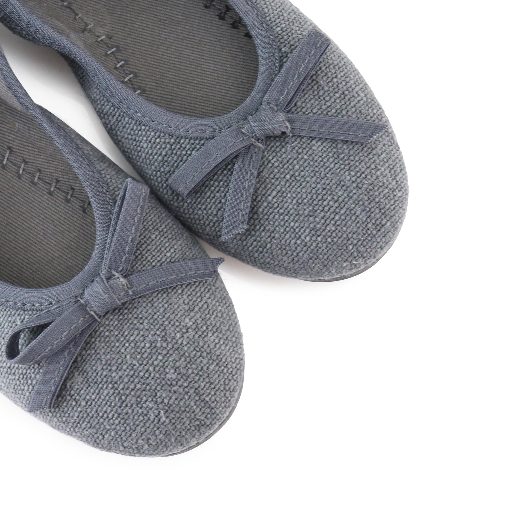 Bailarina gris oscuro con lazo 55106 de La Cadena - 55106-111-6.jpg