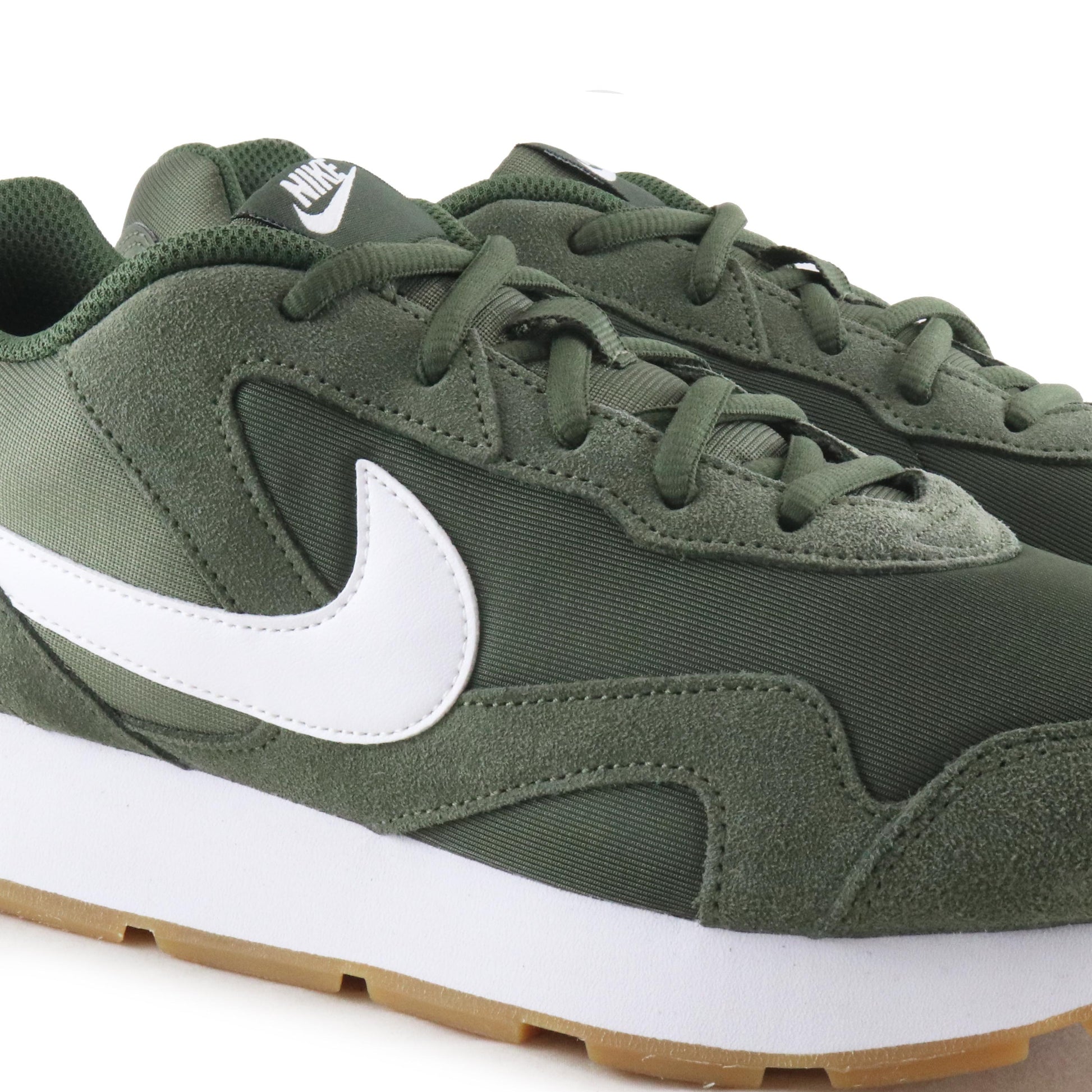 Deportiva kaki con cordón DELFINE de Nike - DELFINE-33-5.jpg