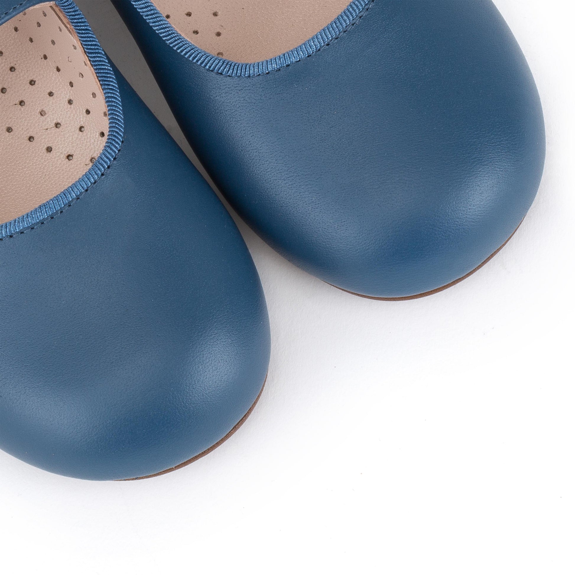 Mercedita azafata con botón 3501 de Jeromín - 3501-380-6.jpg