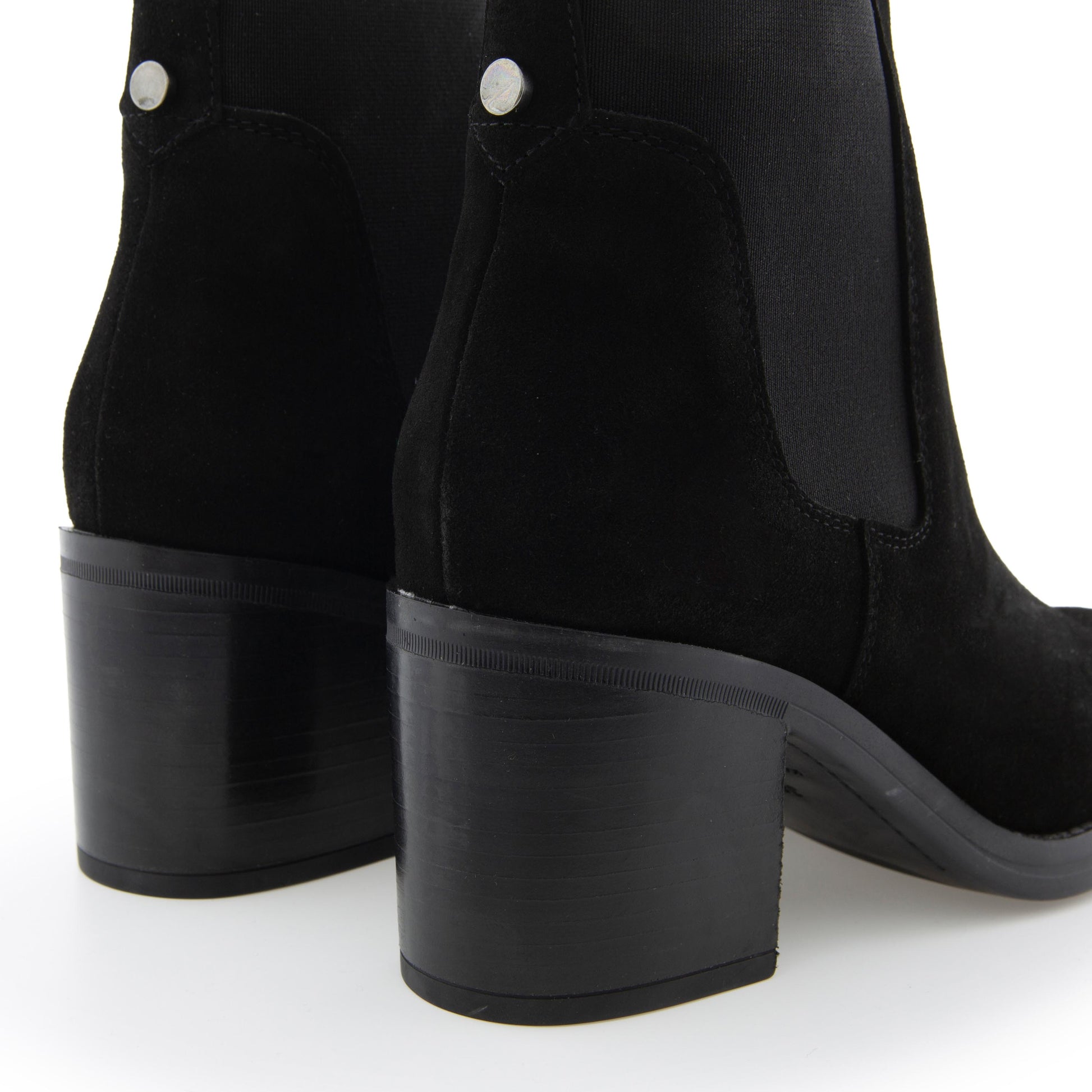 Botín con tacón ante negro con elástico 2404 de Alpe - 2404-31-5.jpg