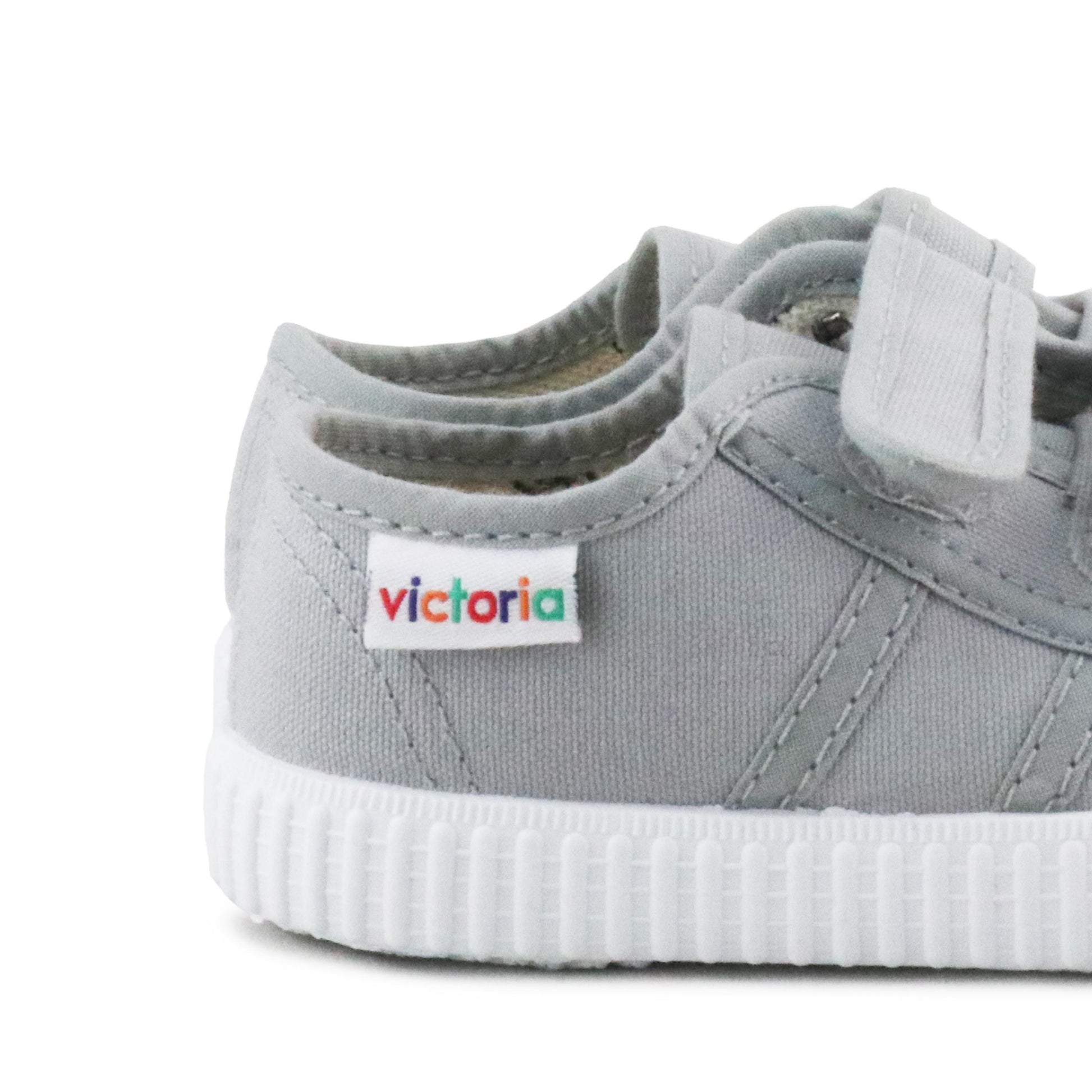 Zapatilla gris claro con velcro 36606 de Victoria - 36606-17-5.jpg