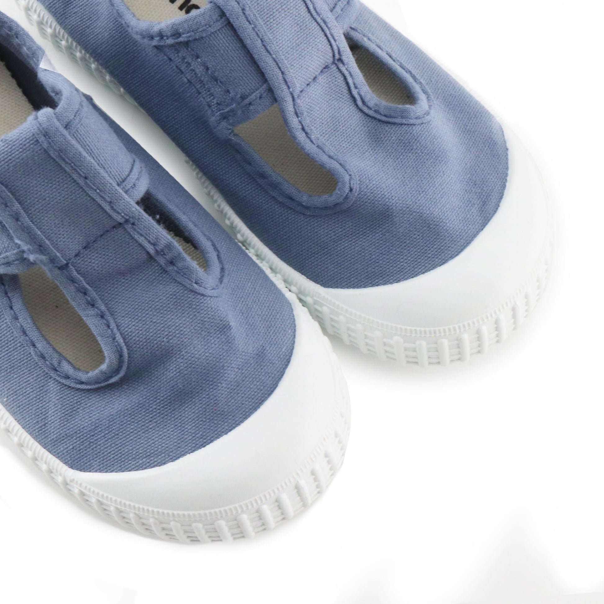 Pepito azul jeans lavado con velcro 36625 de Victoria - 36625-145-6.jpg