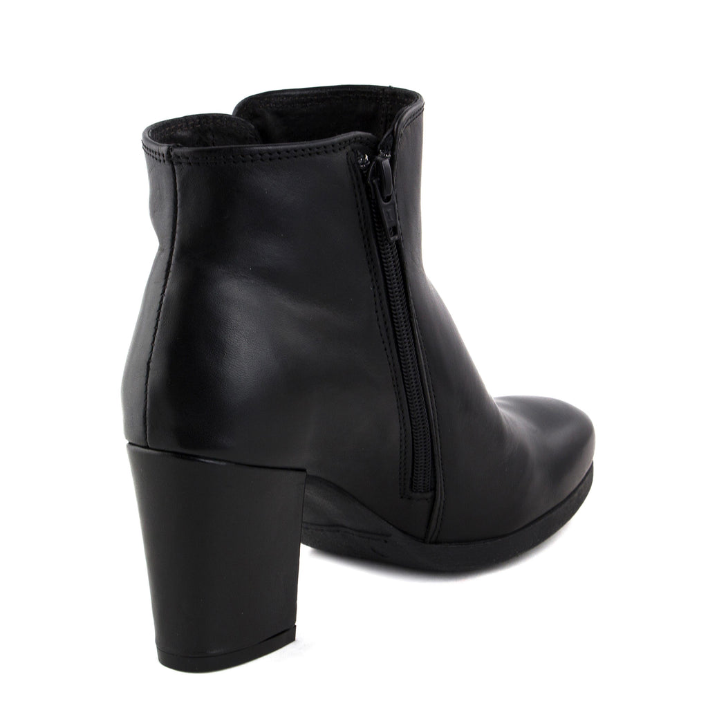 Botín negro con cremallera TRONCHETTO de Café Noir - TRONCHETTO-20-3.jpg