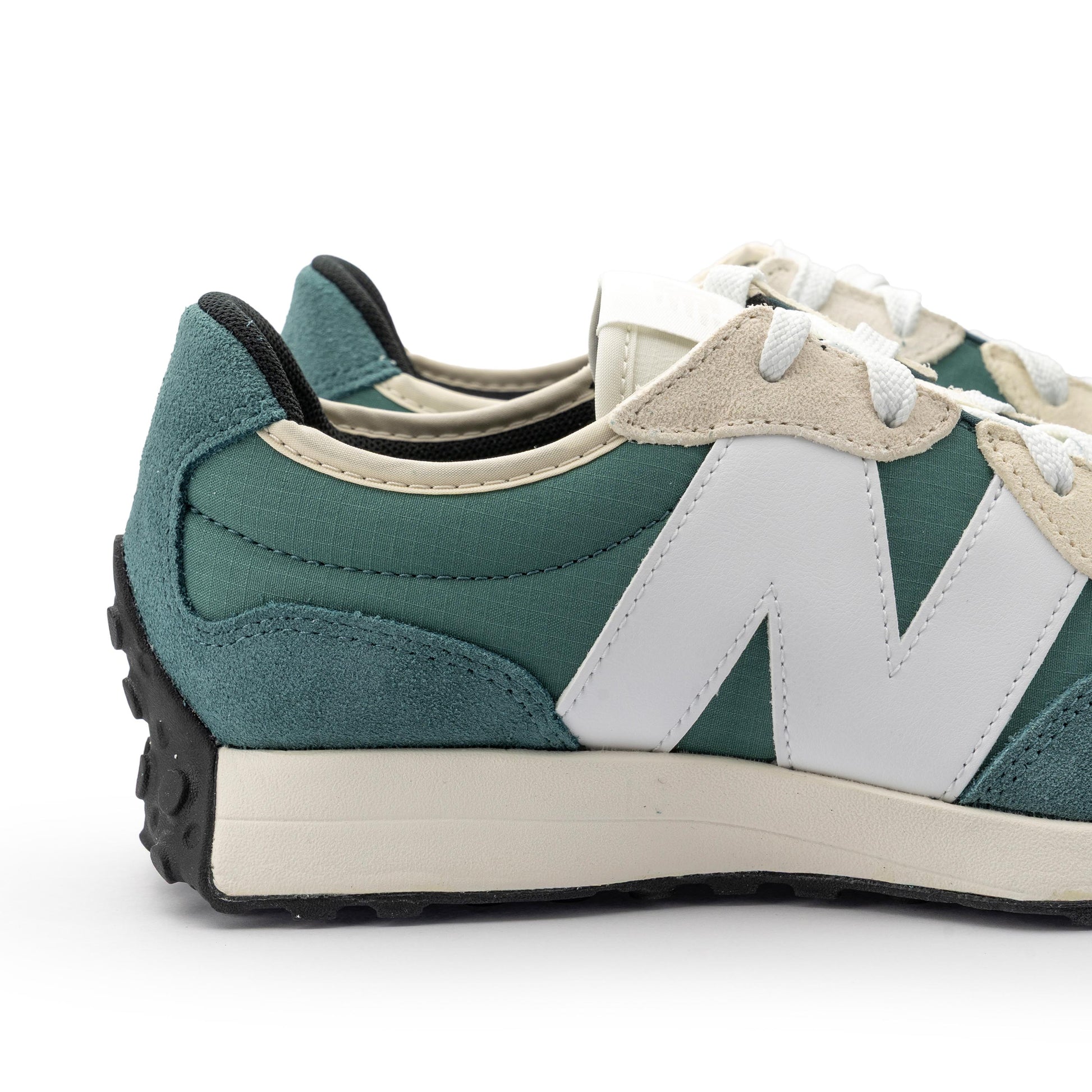 Deportiva verde/blanco con cordón GS327BD New Balance - GS327BD-585-5.jpg