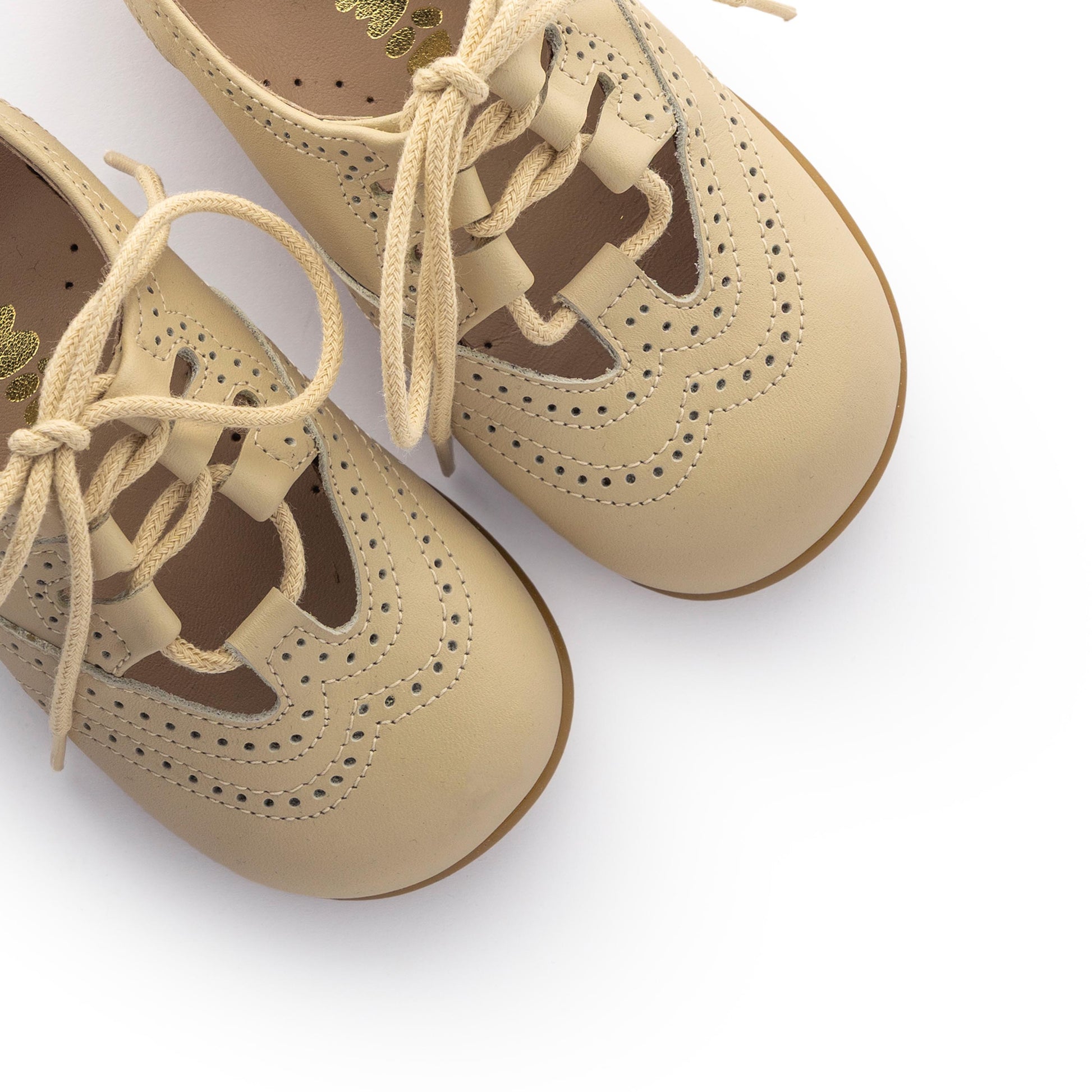 Angelito picado beige oscuro con cordón 3992 Jeromín - 3992-0-6.jpg