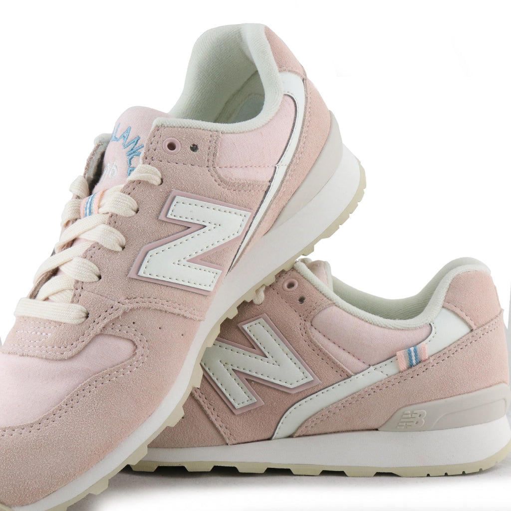 Deportiva rosa claro con cordón WR996YD de New Balance - WR996YD-341-6.jpg