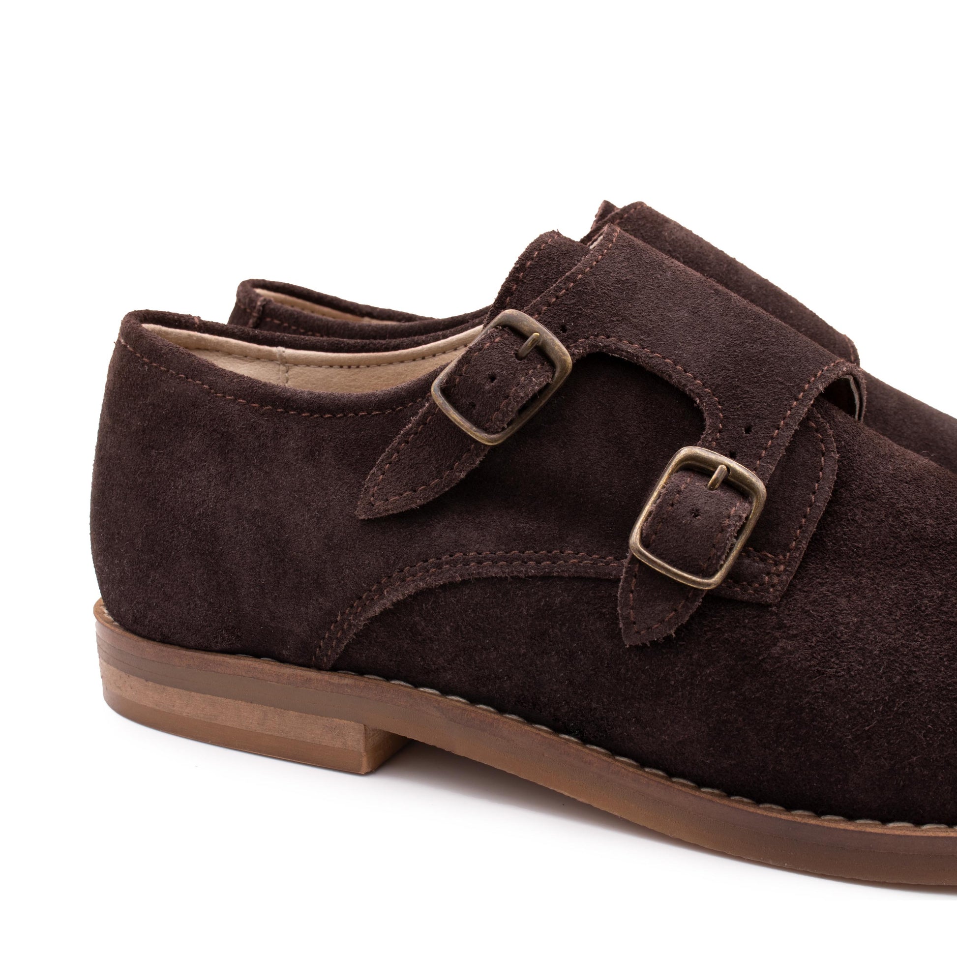 Blucher liso elegante ante marrón con hebilla VESDOS Jeromín - VESDOS-26-5.jpg