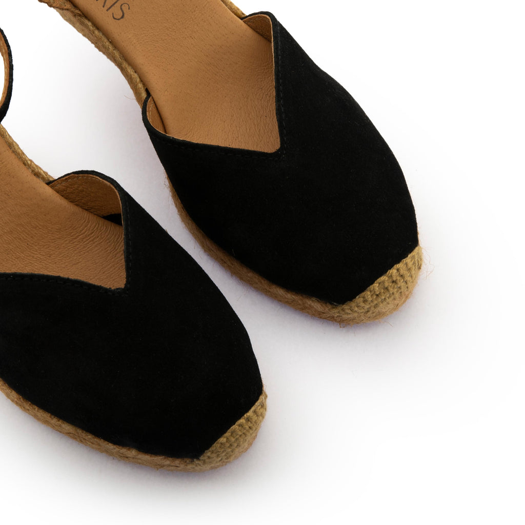 Alpargata de cuña cerrada negro con hebilla 174S Pepa&Cris - 174S-31-6.jpg