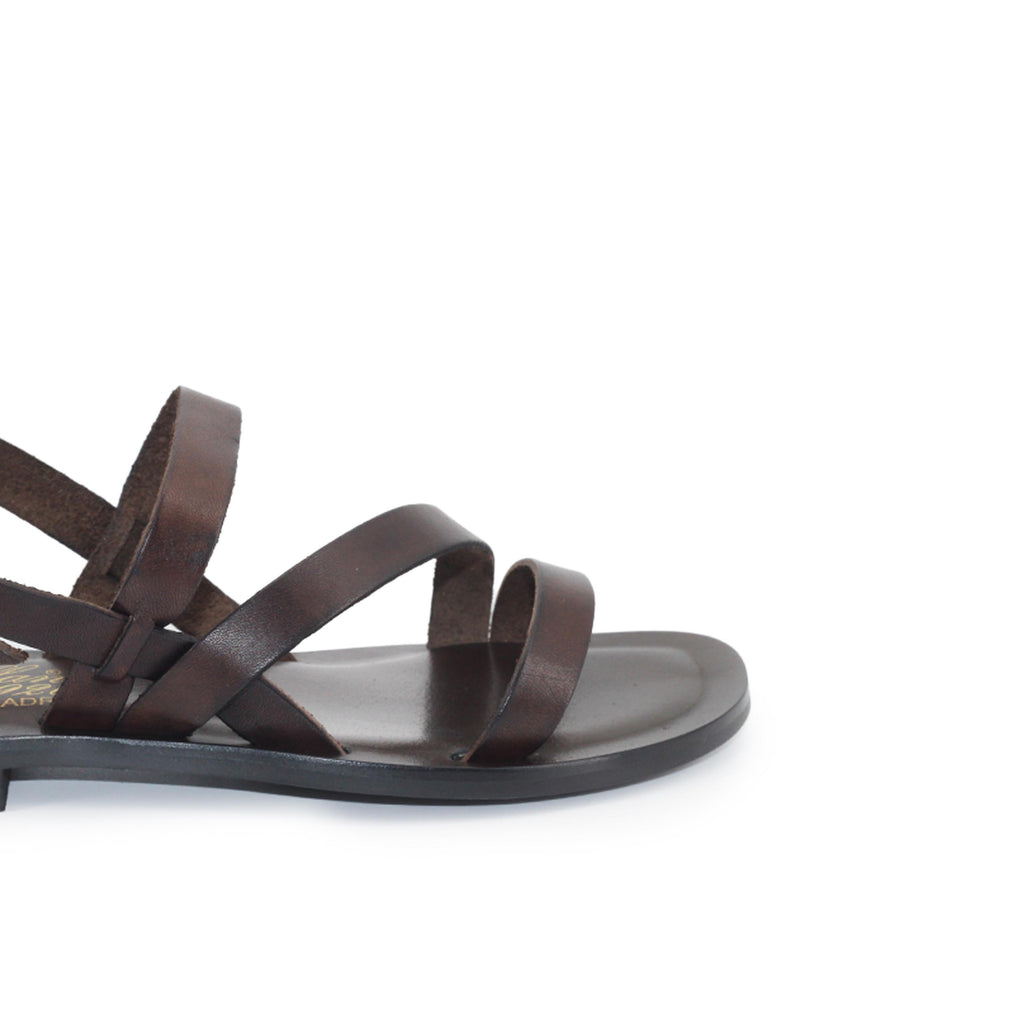 Sandalia plana marrón con hebilla PENELOPE Castellano - PENELOPE-12-5.jpg
