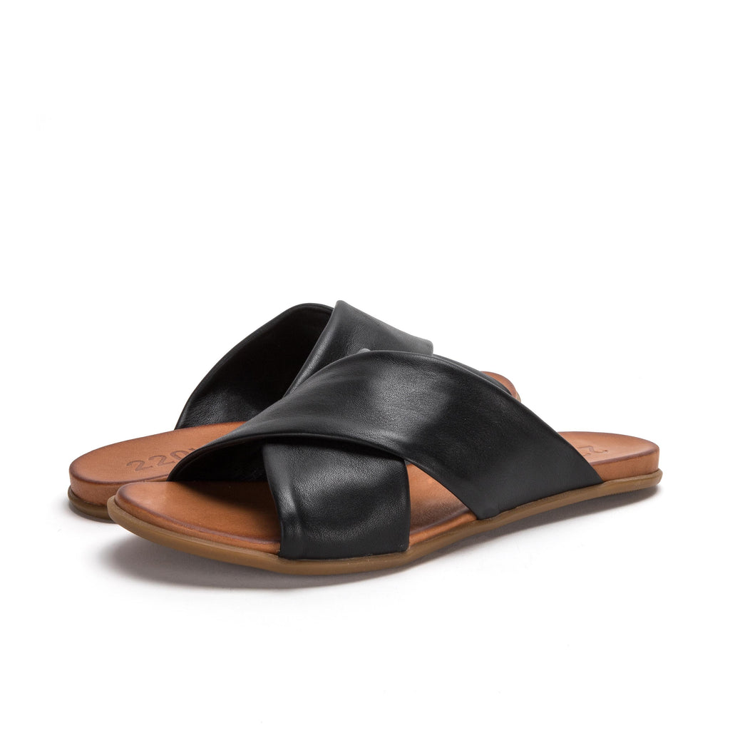 Zueco plano negro AVA de 220V - AVA-20-2.jpg