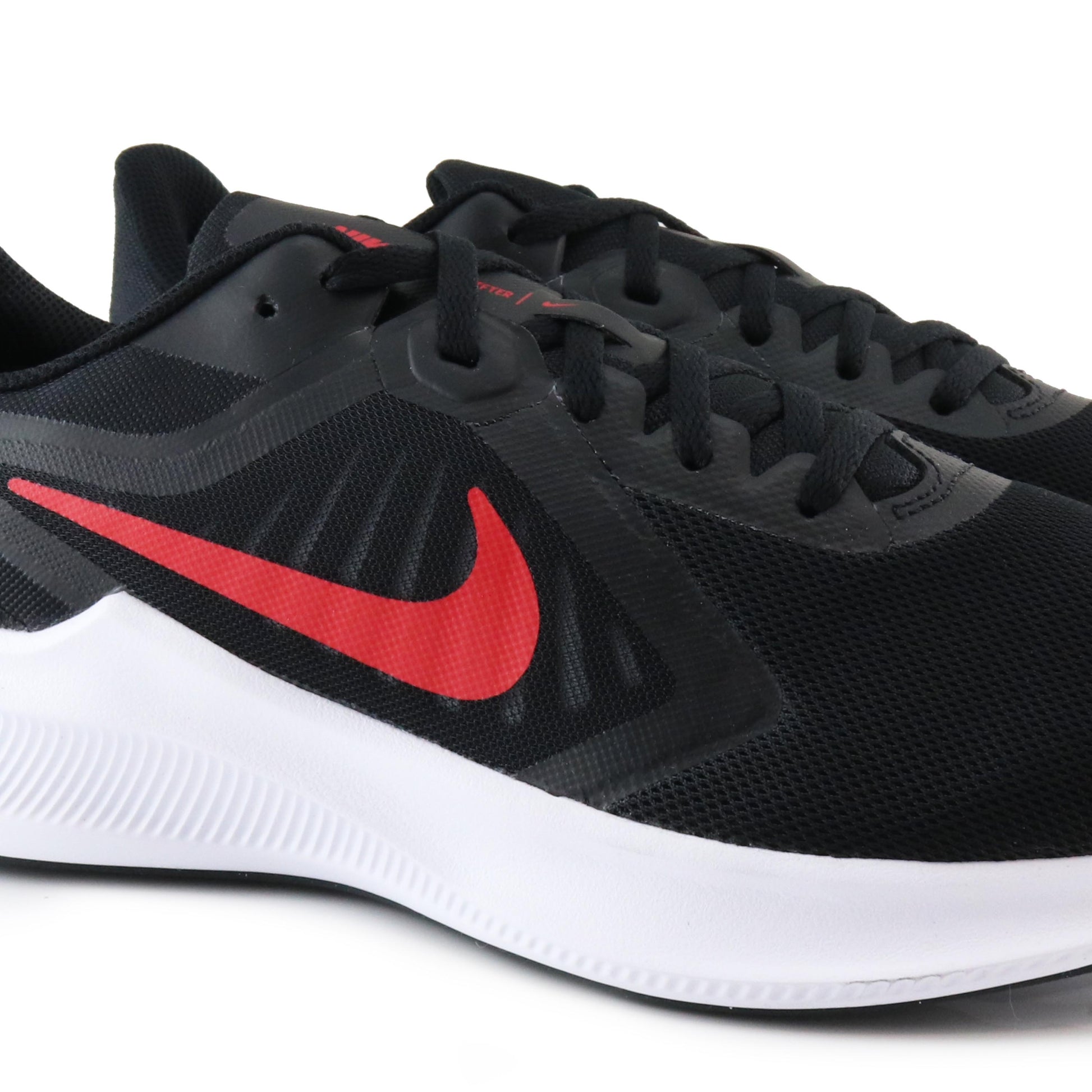 Deportiva negro/rojo con cordón DOWNSHIFTER de Nike - DOWNSHIFTER-229MAN-5.jpg