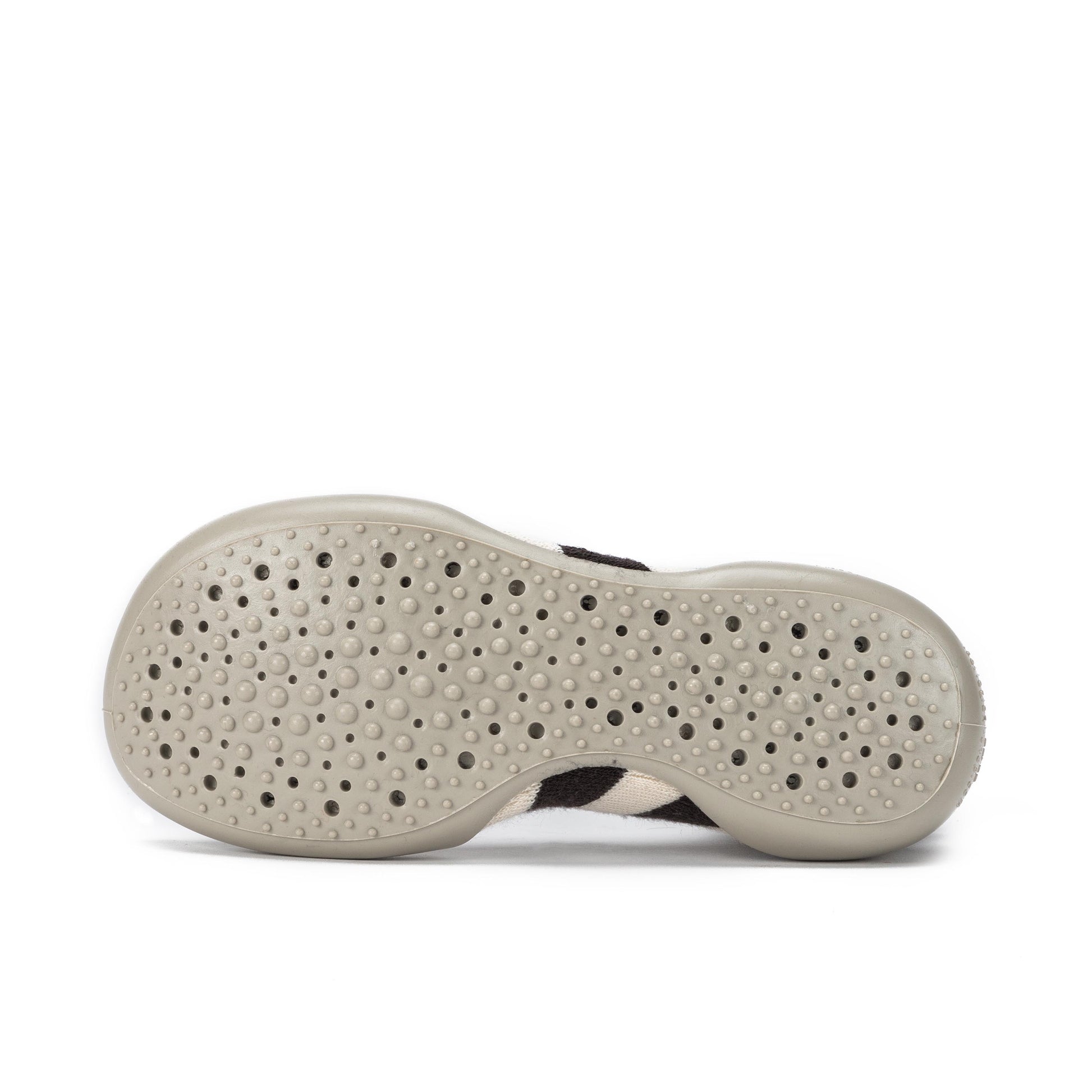 Zapatilla para casa cerrada blanco/negro 151A Collégien - 151A-385-4.jpg