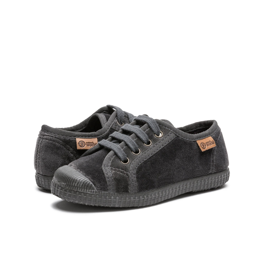 Zapatilla gris con cordón 533 de Natural World - 533-16-2.jpg