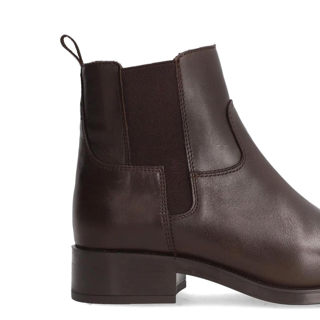 Botín de piel marrón oscuro con cremallera 5359 Alpe