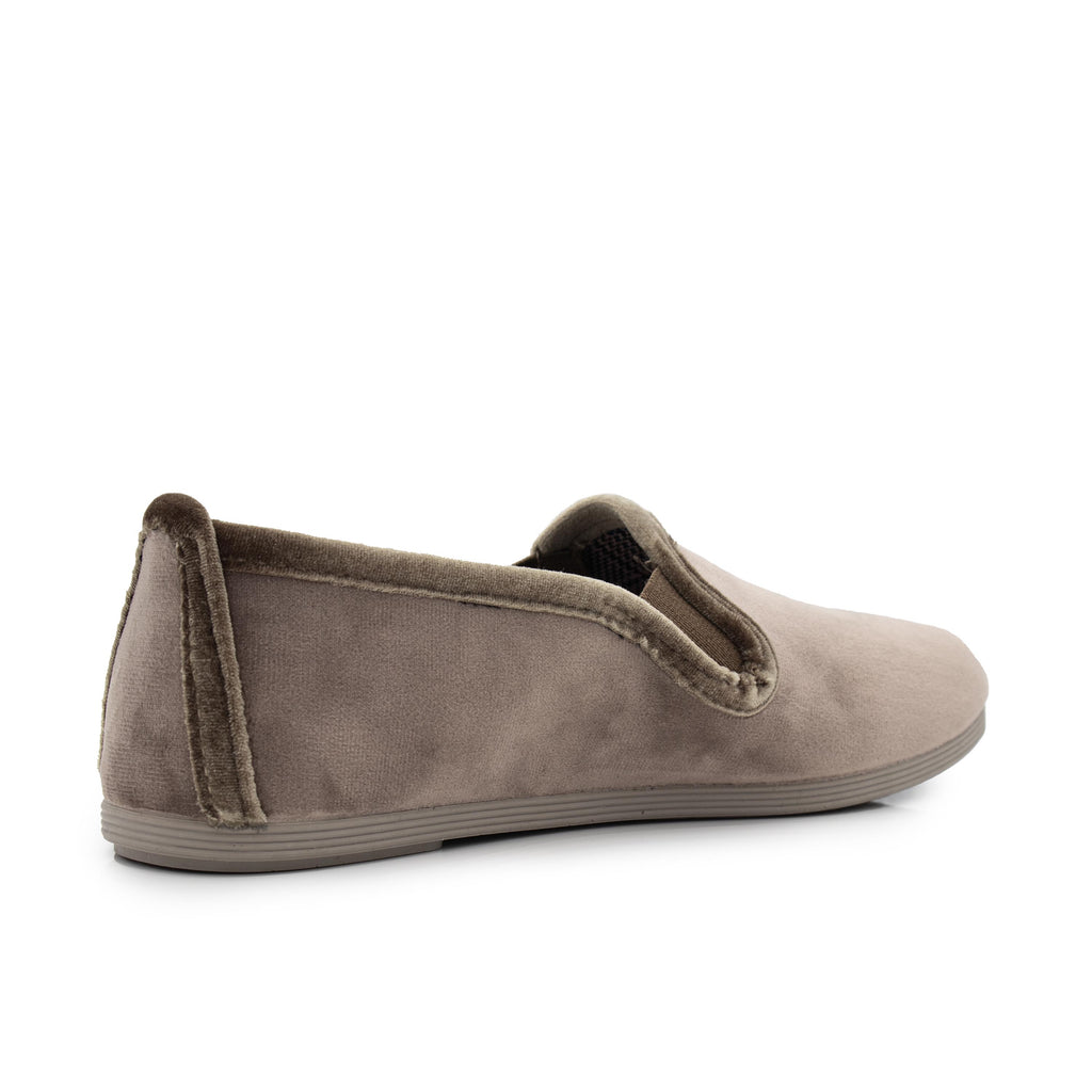 Zapatilla para casa cerrada taupe 55107 de La Cadena - 55107-115-3.jpg