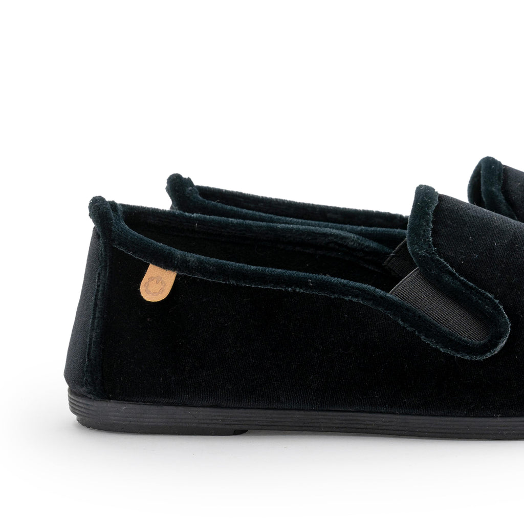 Zapatilla para casa cerrada negro 55107 de La Cadena - 55107-20-5.jpg