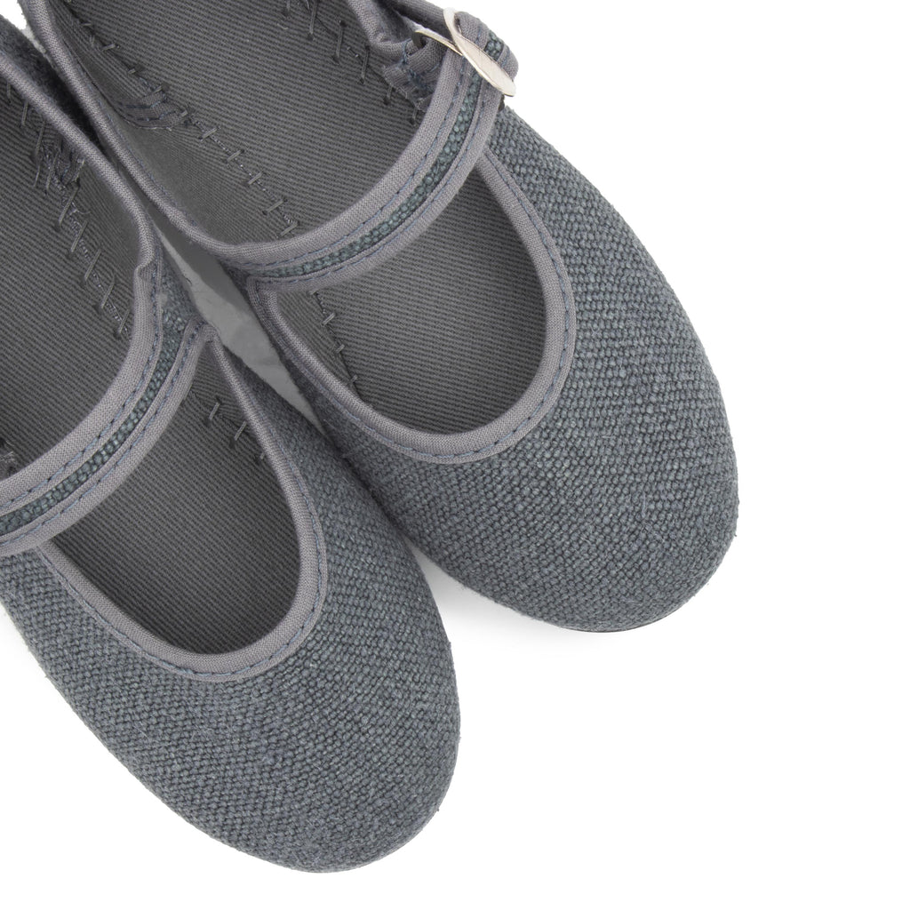 Mercedita gris oscuro con hebilla 55314 de La Cadena - 55314-111-6.jpg