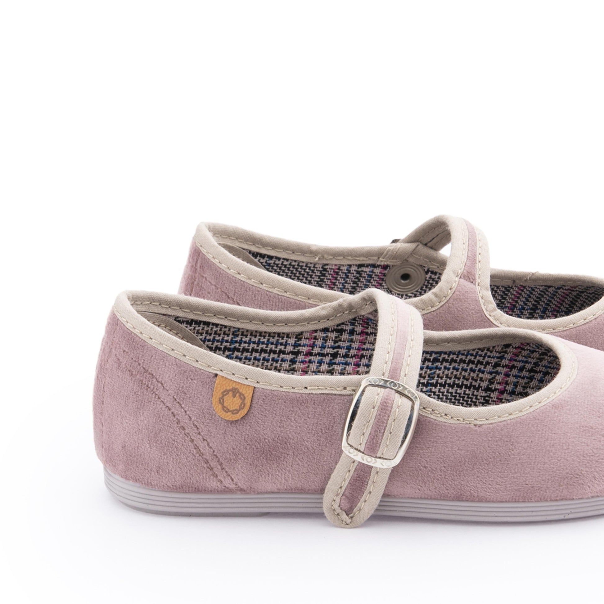 Mercedita malva con hebilla y corchete 55431 La Cadena - 55431-120-5.jpg