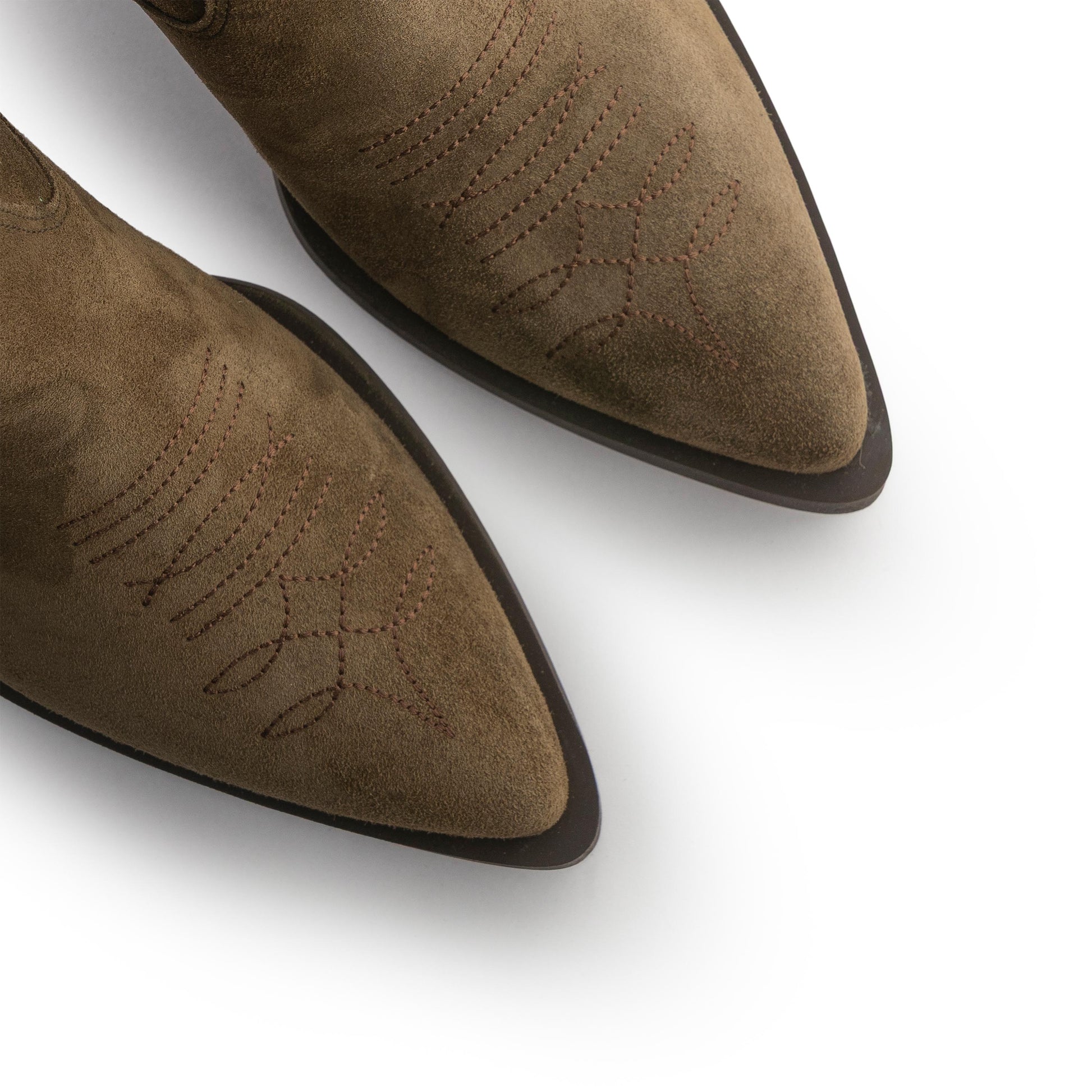 Bota serraje marrón 5546 Alpe