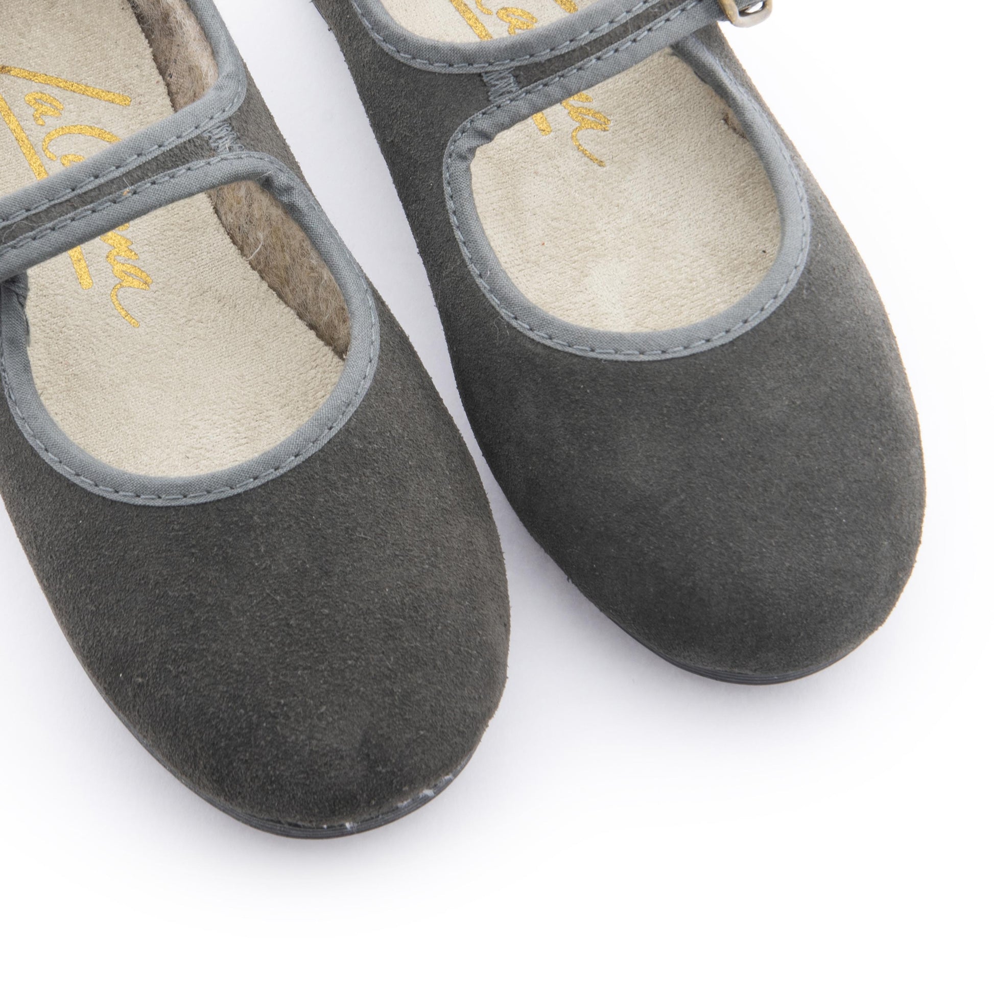 Mercedita gris oscuro con hebilla 55917 de La Cadena - 55917-111-6.jpg