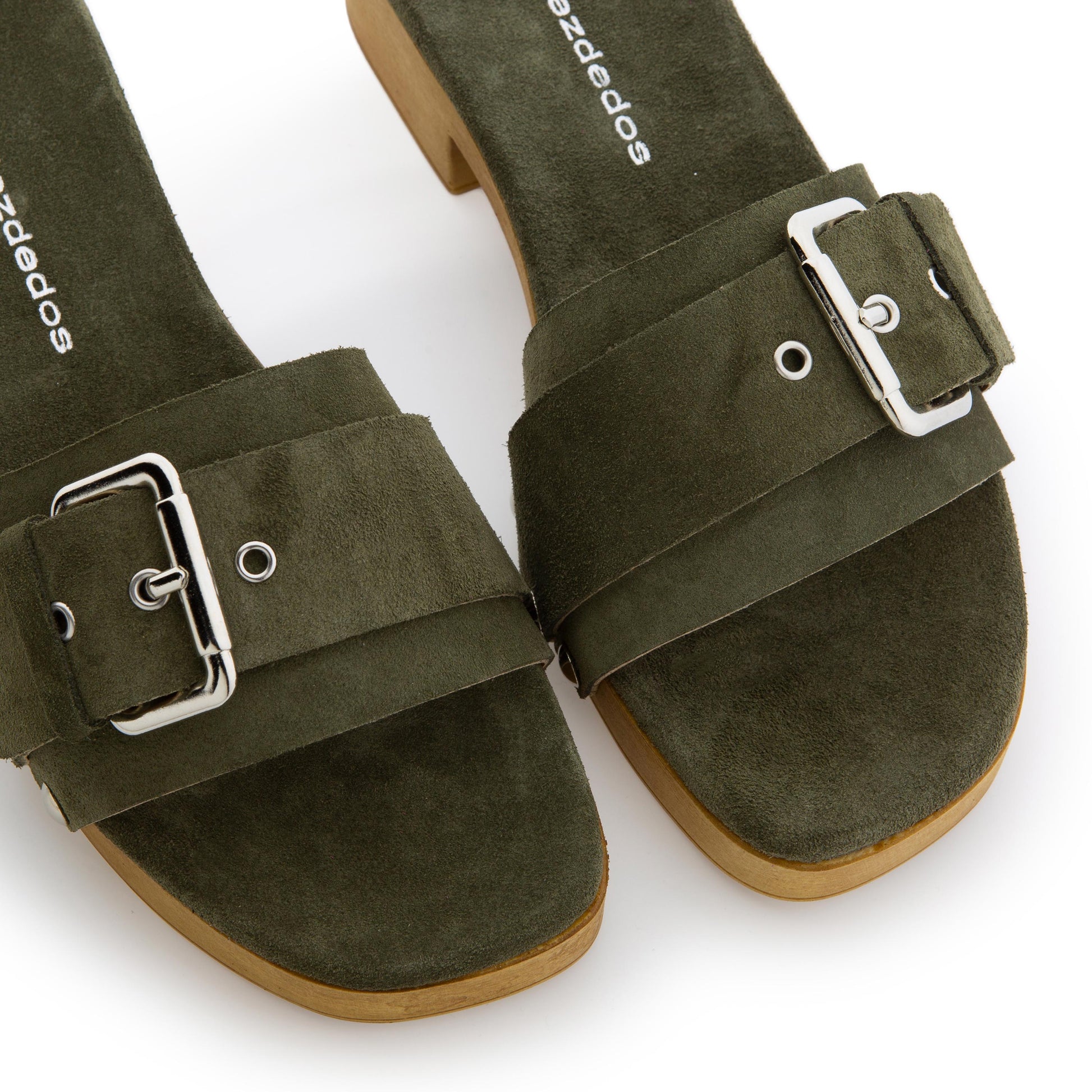 Zueco con tacón kaki con hebilla 7313 de Pepa & Cris - 7313-33-6.jpg