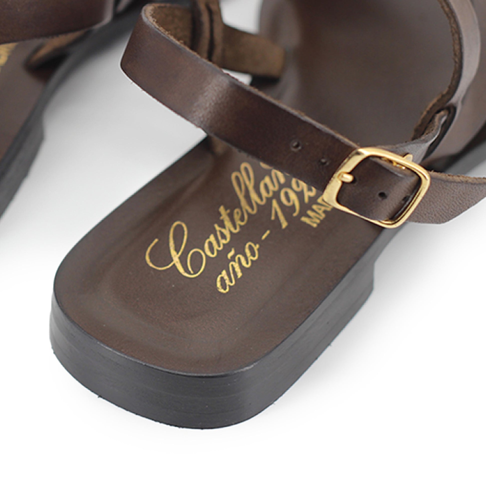 Sandalia plana marrón con hebilla PENELOPE Castellano - PENELOPE-12-6.jpg