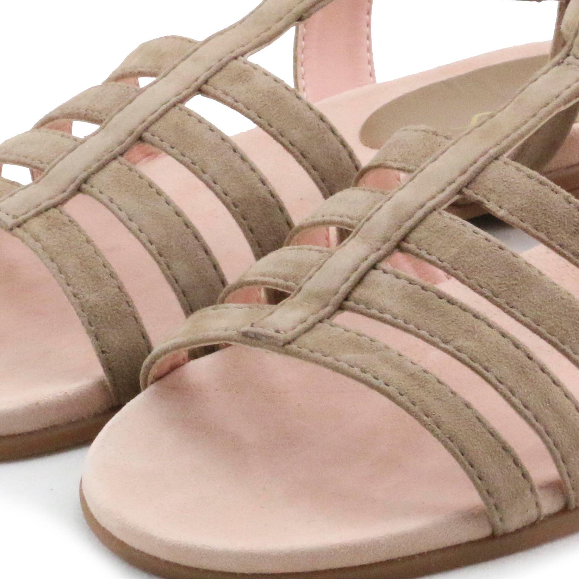 Sandalia plana tostado con hebilla LATINA de Unisa - LATINA-6-5.jpg