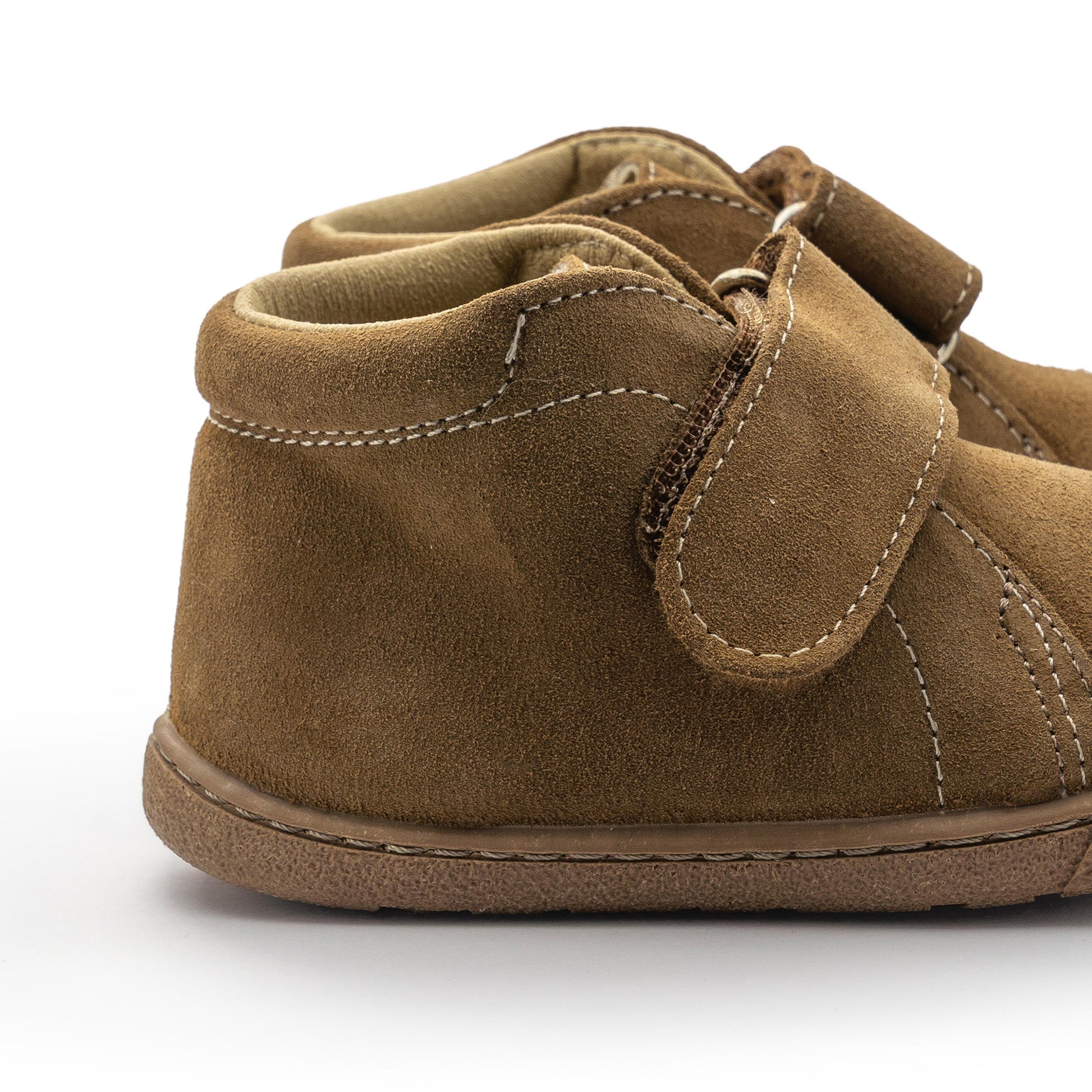 Bota barefoot ante visón con velcro 6190 de Vulladi