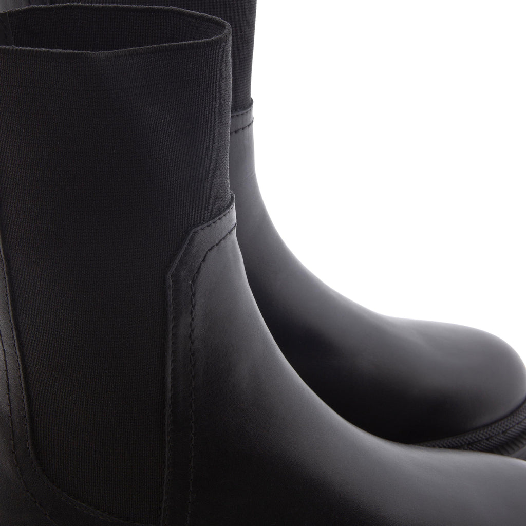 Botín negro con elástico MARITA de 220V - MARITA-20-5.jpg