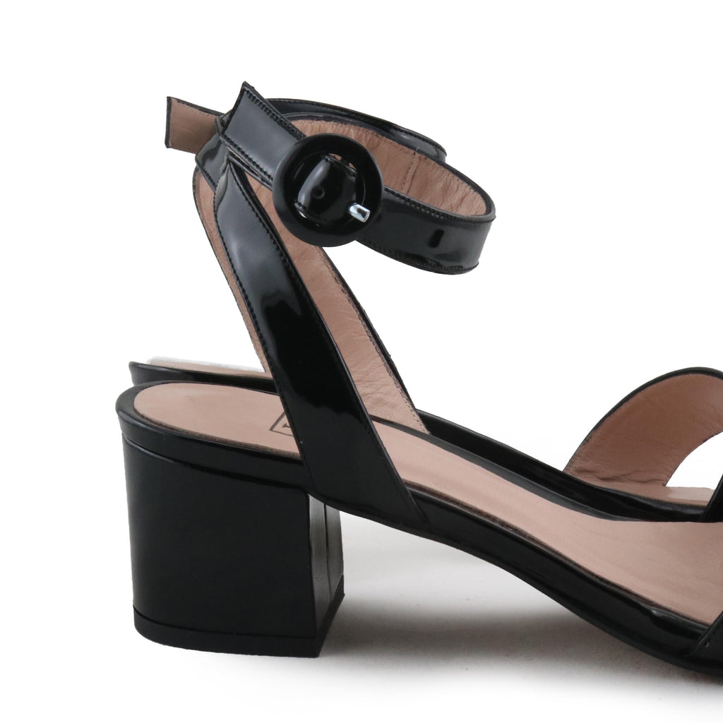 Sandalia de tacón charol negro con hebilla 14079 Joni - 14079-24-5.jpg