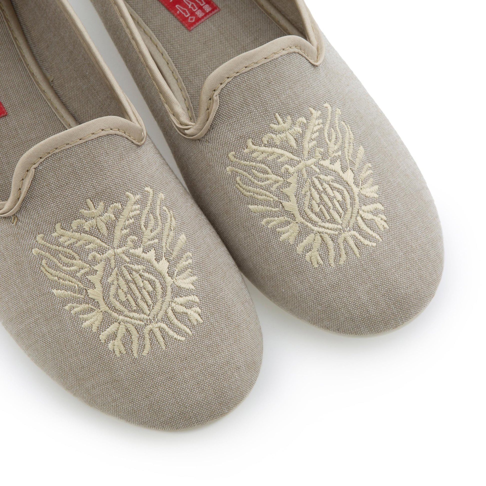 Zapatilla para casa cerrada beige oscuro 698025 Norteñas - 698025-0-6.jpg