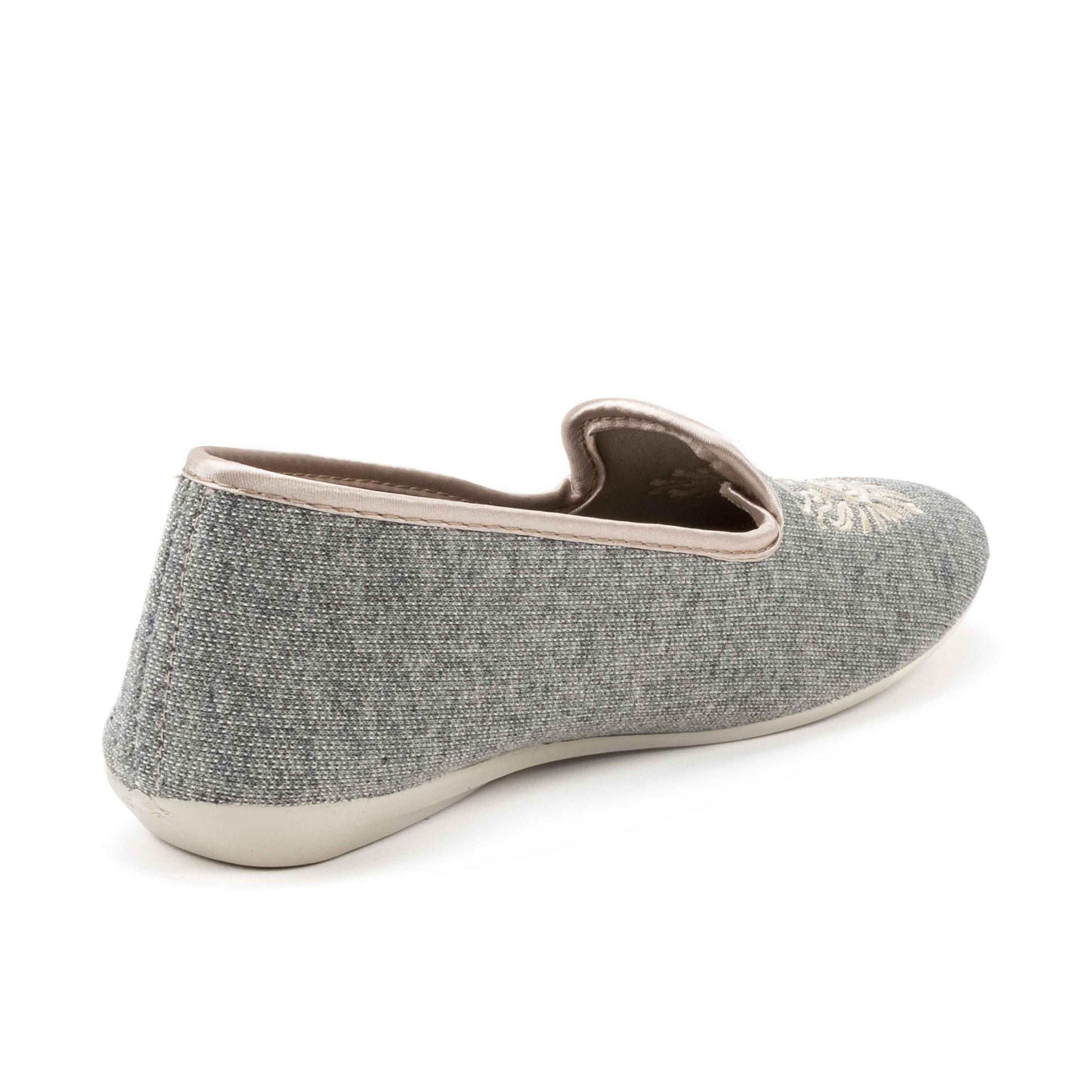 Zapatilla para casa cerrada gris 698025 de Norteñas - 698025-16-3.jpg