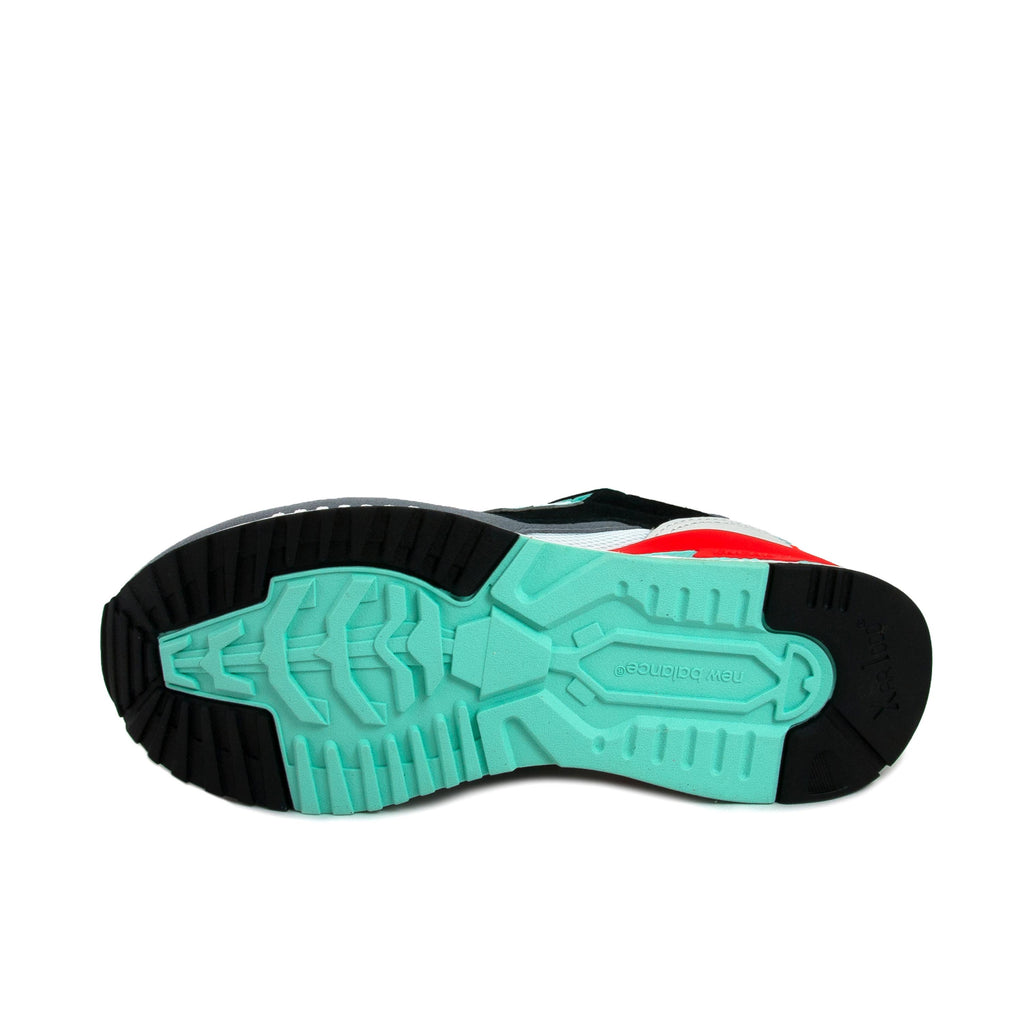 Deportiva blanco con cordón W530 de New Balance - W530-30GRISROJOVERDE-5.jpg