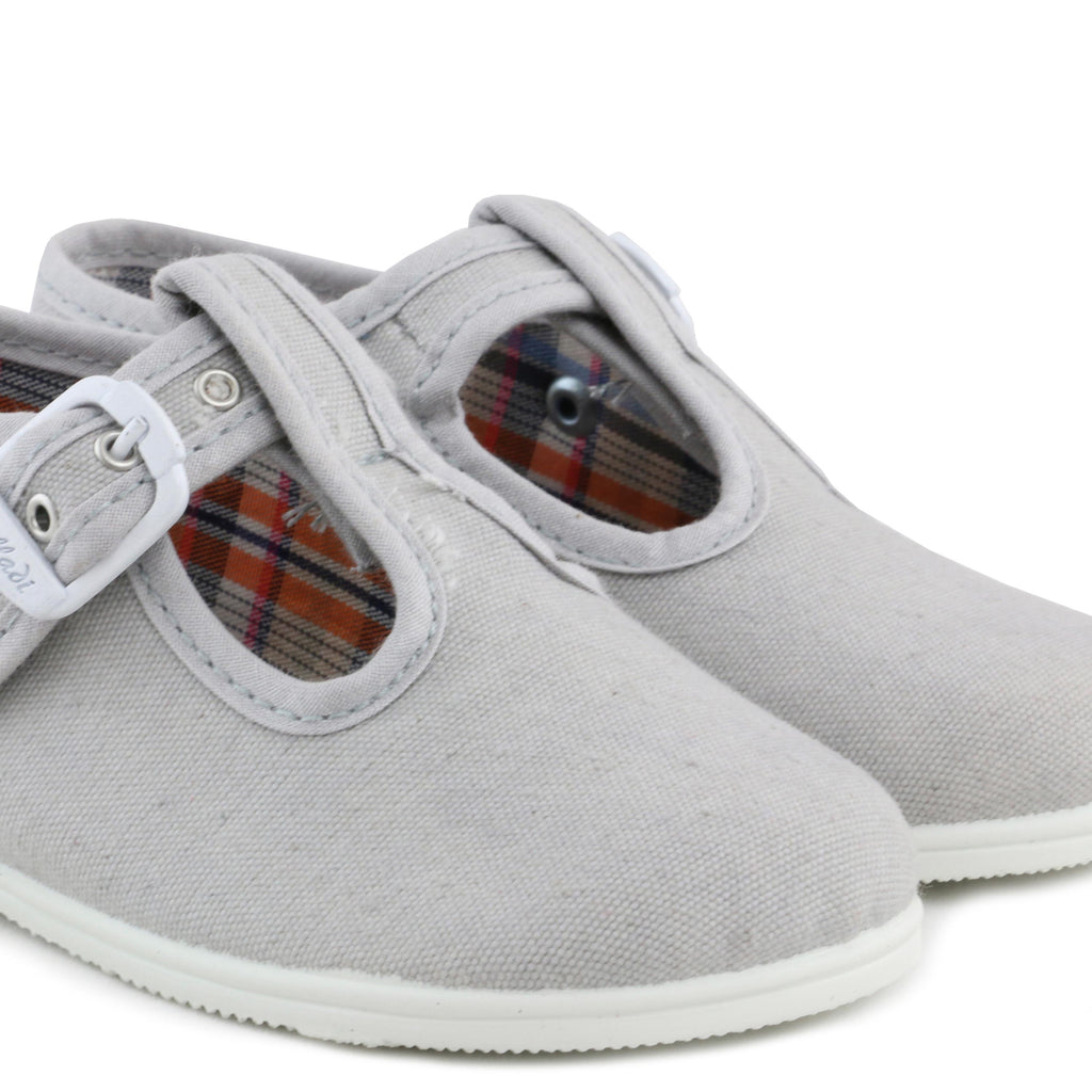 Pepito gris perla con hebilla 727 de Vulladi - 727-290-5.jpg