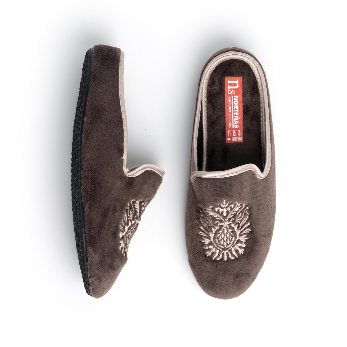 Zapatilla casa marrón 73525 Norteñas