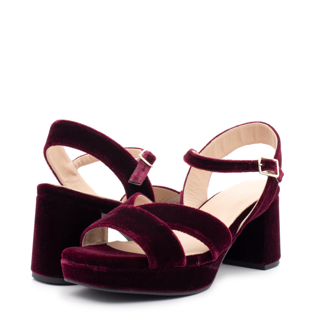 Sandalia de tacón burdeos con hebilla 7500 Pepa&Cris - 7500-13-2.jpg