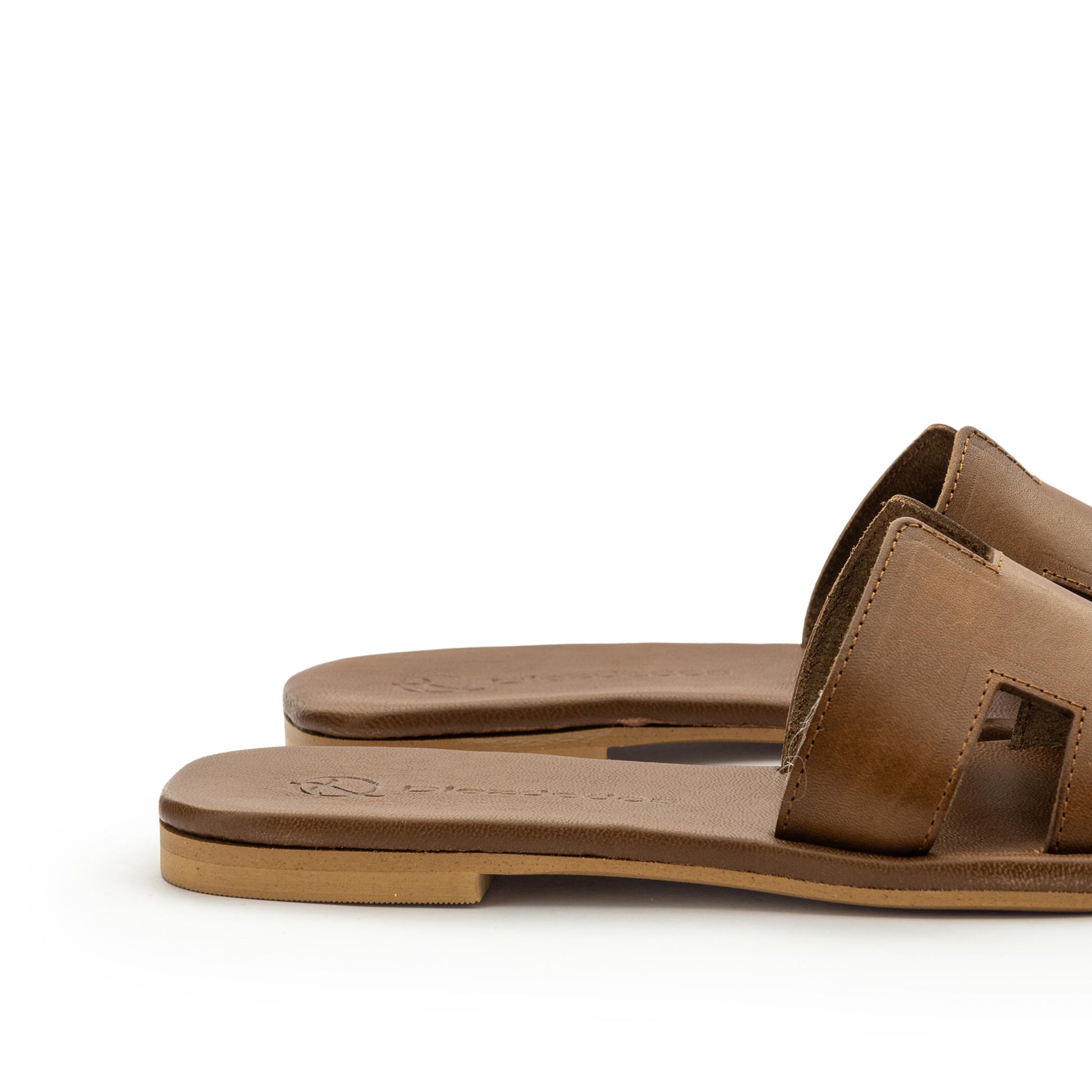 Zueco plano cuero 7598 de Pepa & Cris - 7598-19-5.jpg