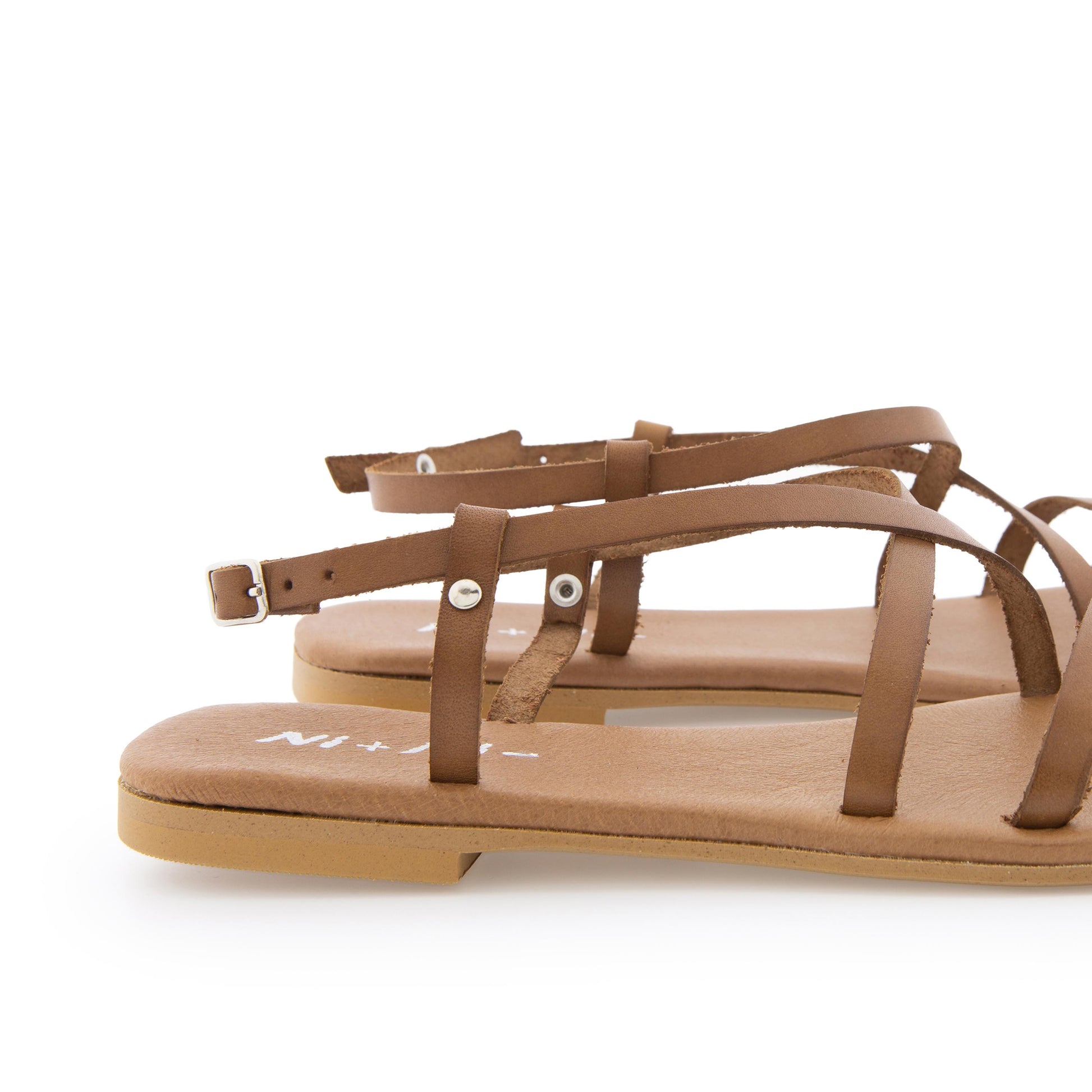 Sandalia plana cuero con hebilla 7599 de Pepa & Cris - 7599-19-5.jpg