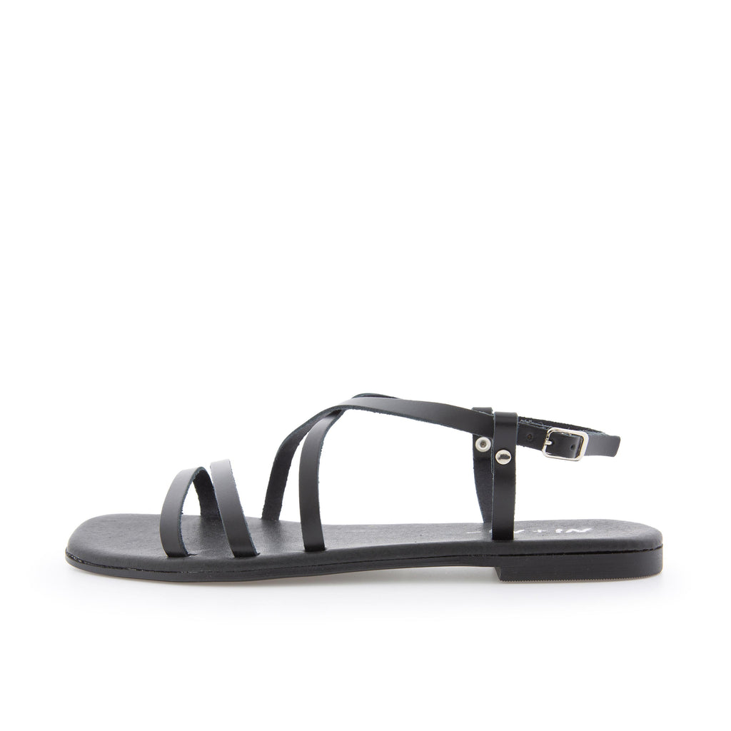 Sandalia plana negro con hebilla 7599 de Pepa & Cris - 7599-20-1.jpg