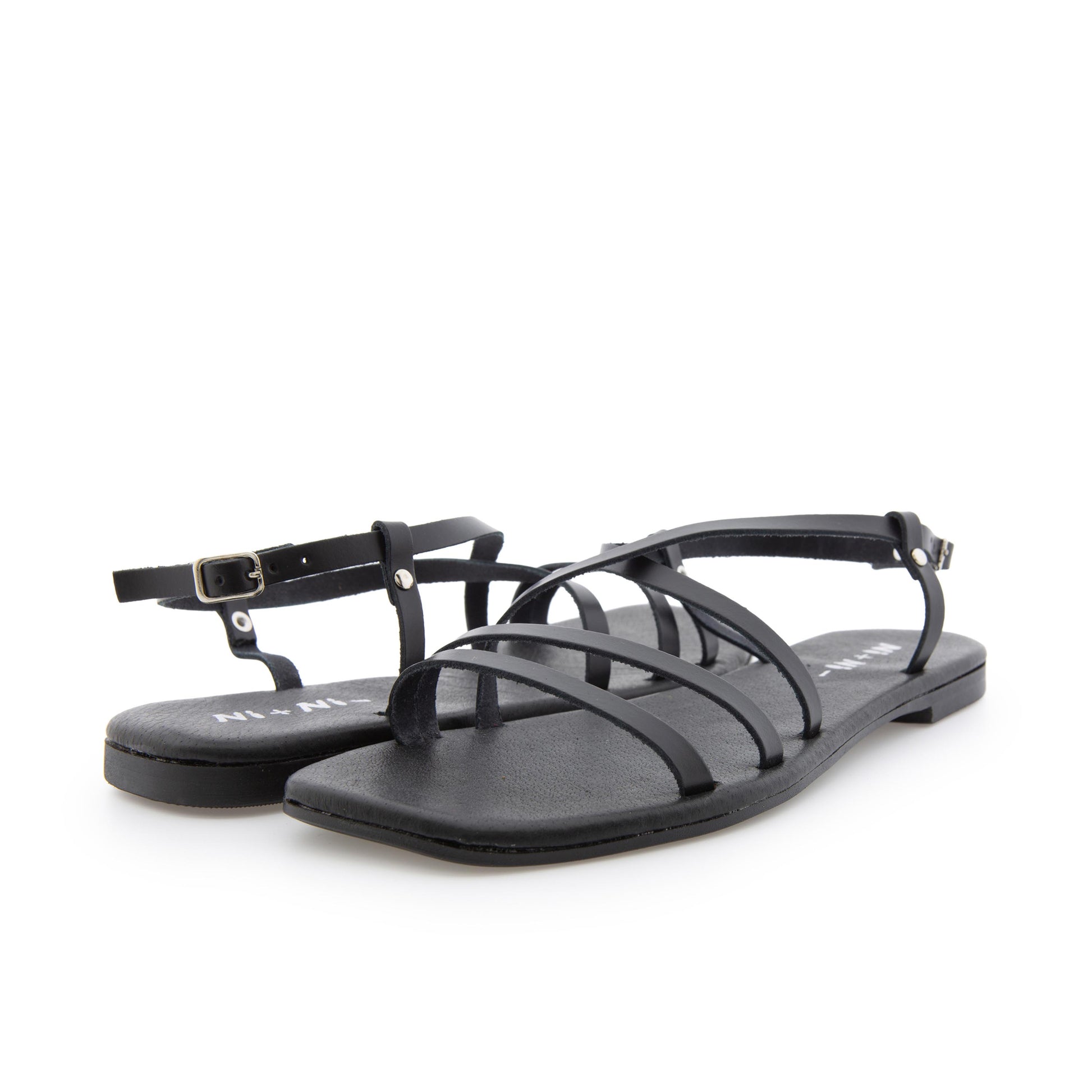 Sandalia plana negro con hebilla 7599 de Pepa & Cris - 7599-20-2.jpg