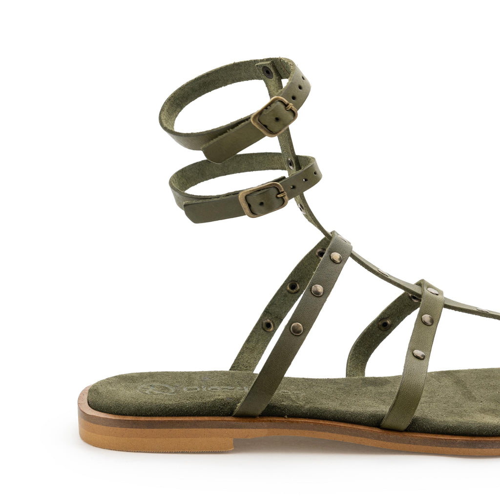 Sandalia plana kaki con hebilla 7734 de Pepa & Cris - 7734-33-5.jpg