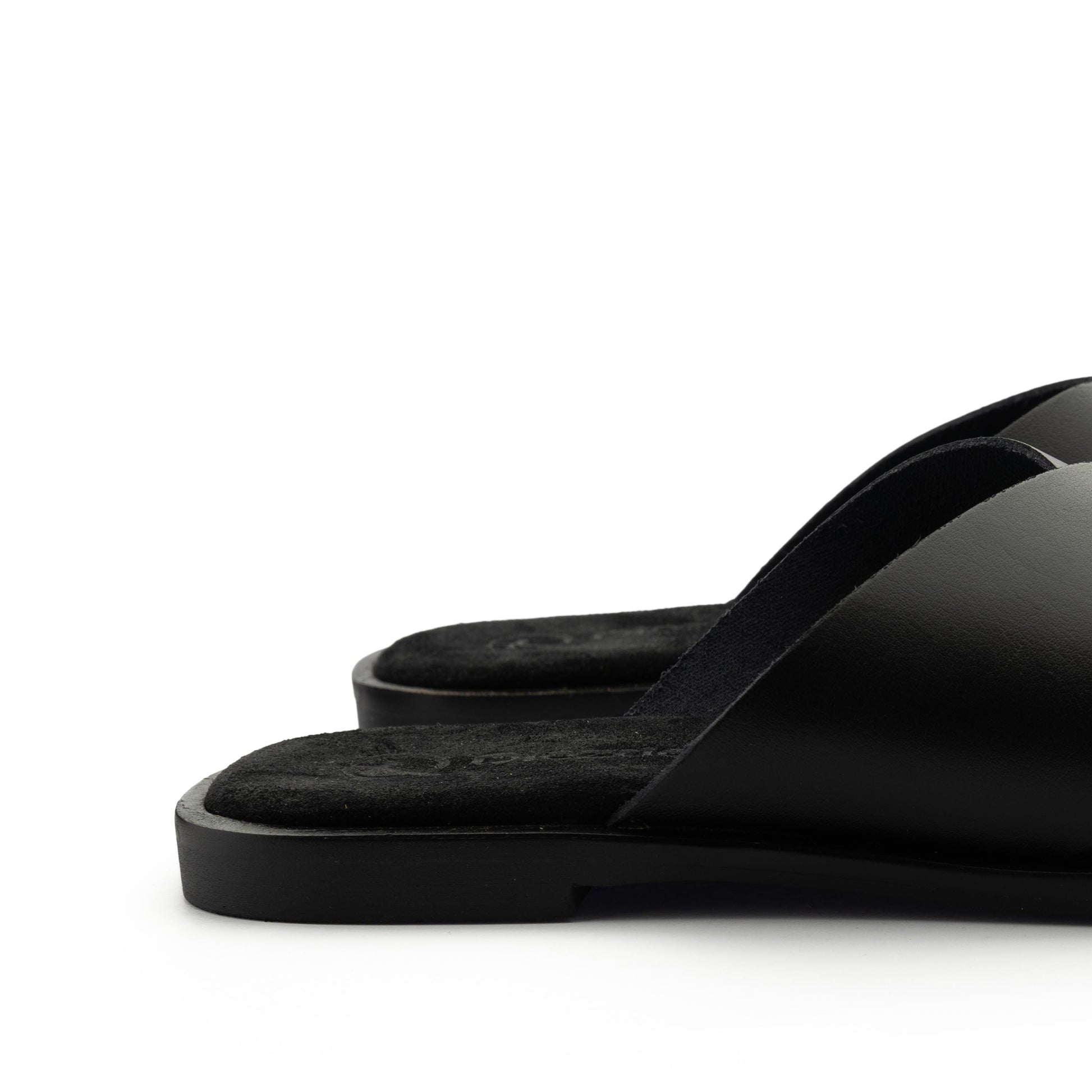 Zueco plano negro 7735 de Pepa & Cris - 7735-20-5.jpg