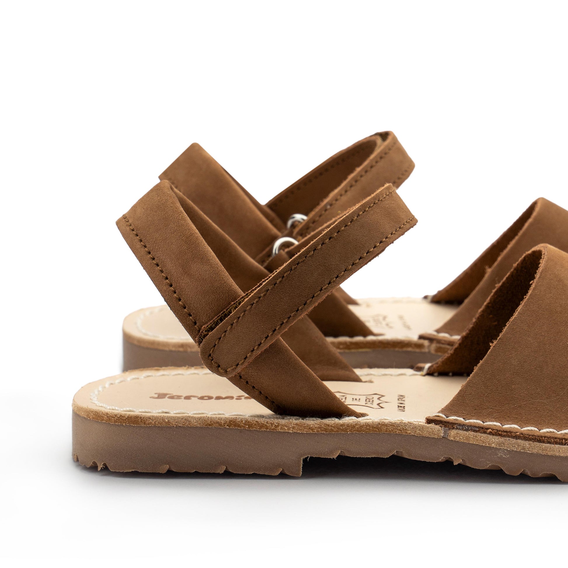 Menorquina plana nobuk cuero con velcro 1041 de Jeromín - 1041-35-5.jpg