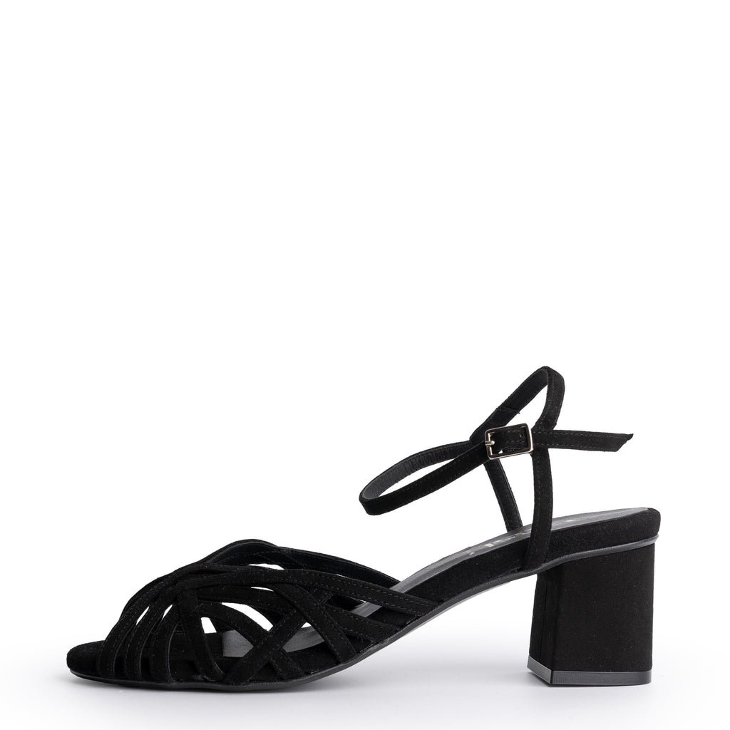 Sandalia negro 8343 Dansi