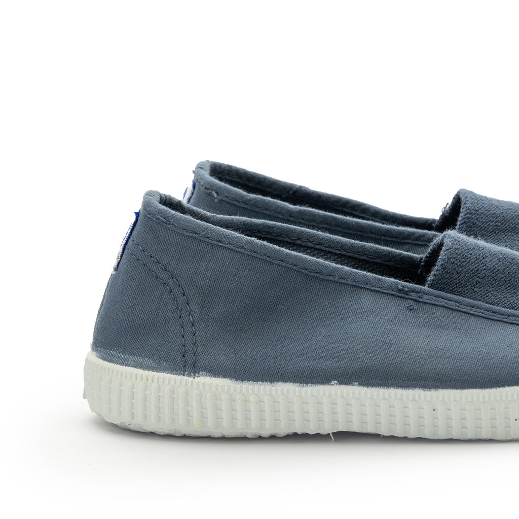 Zapatilla gris con elástico 88478 de La Cadena - 88478-552-5.jpg