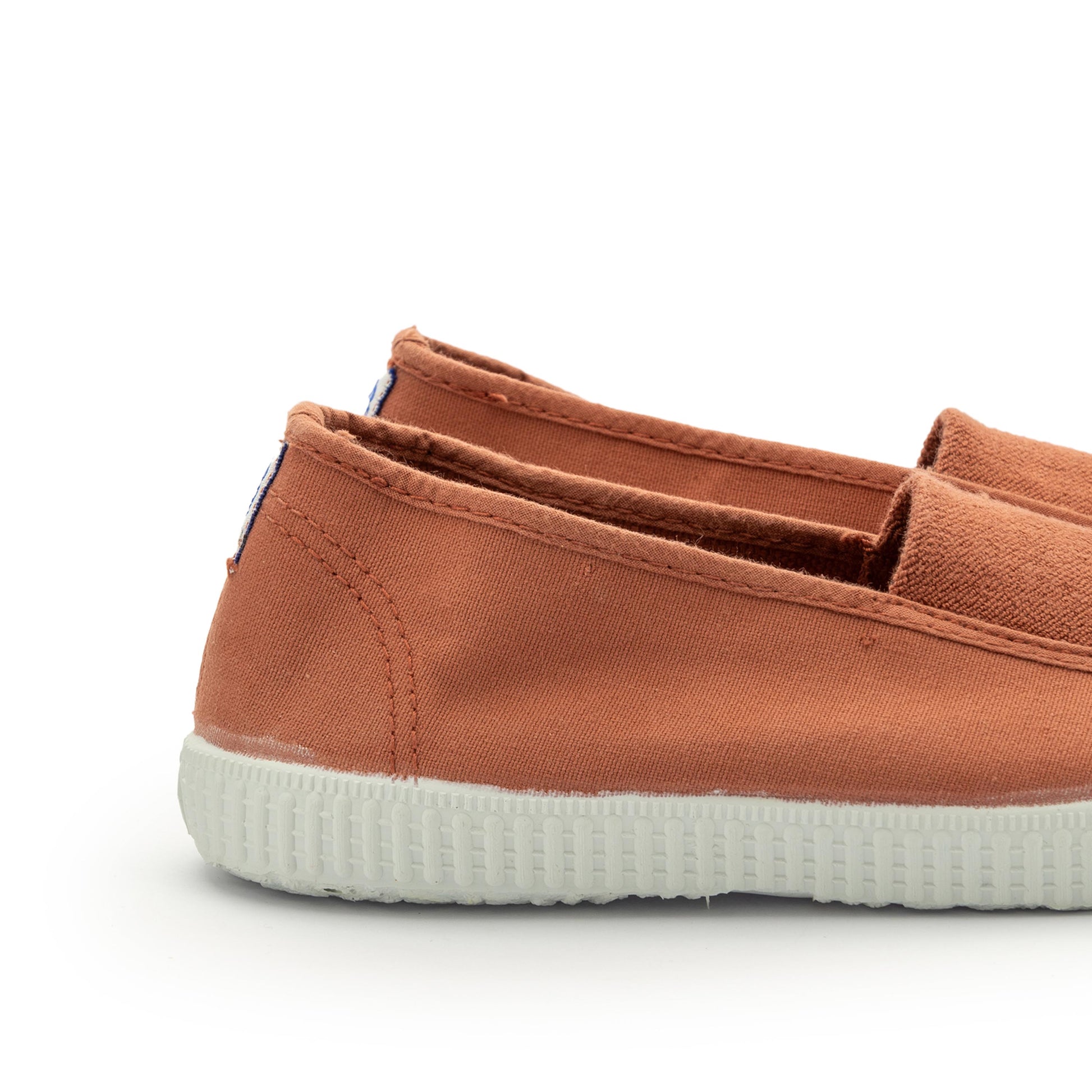 Zapatilla verde con elástico 88478 de La Cadena - 88478-98-5.jpg