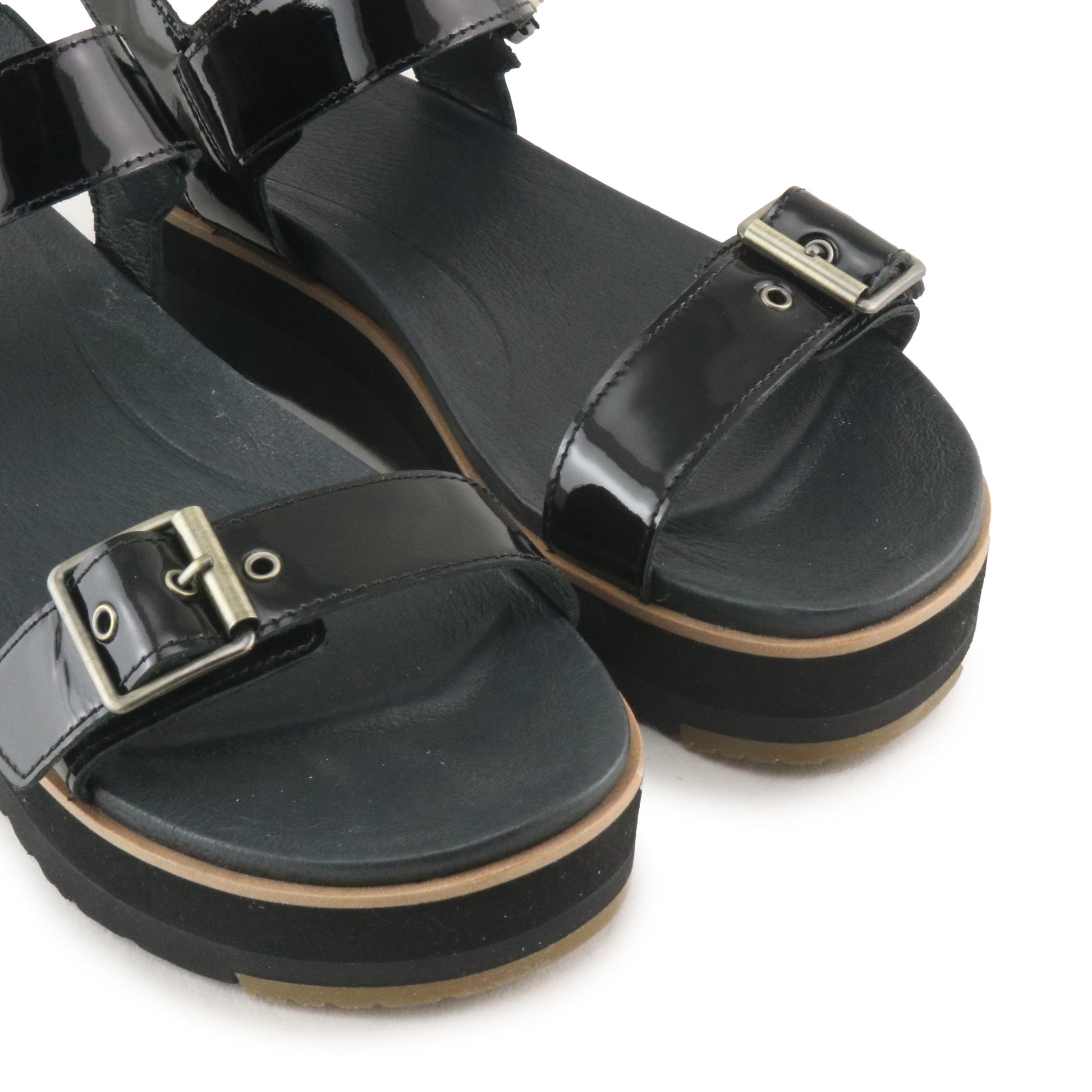 Sandalia de plataforma charol negro con hebilla ANGIE UGG - ANGIE-24-6.jpg