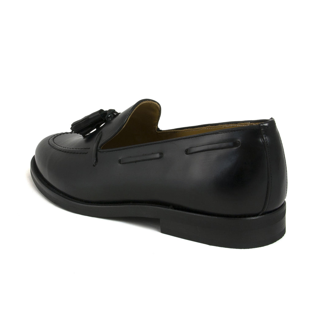 Mocasín negro con borlas 901 de Jeromín - 901-20-4.jpg